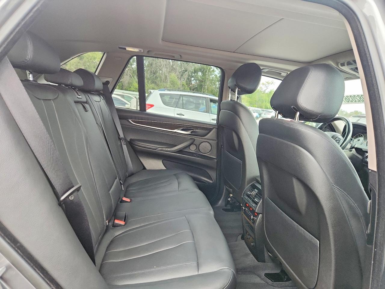 2015 BMW X5 XDRIVE35D photo 28