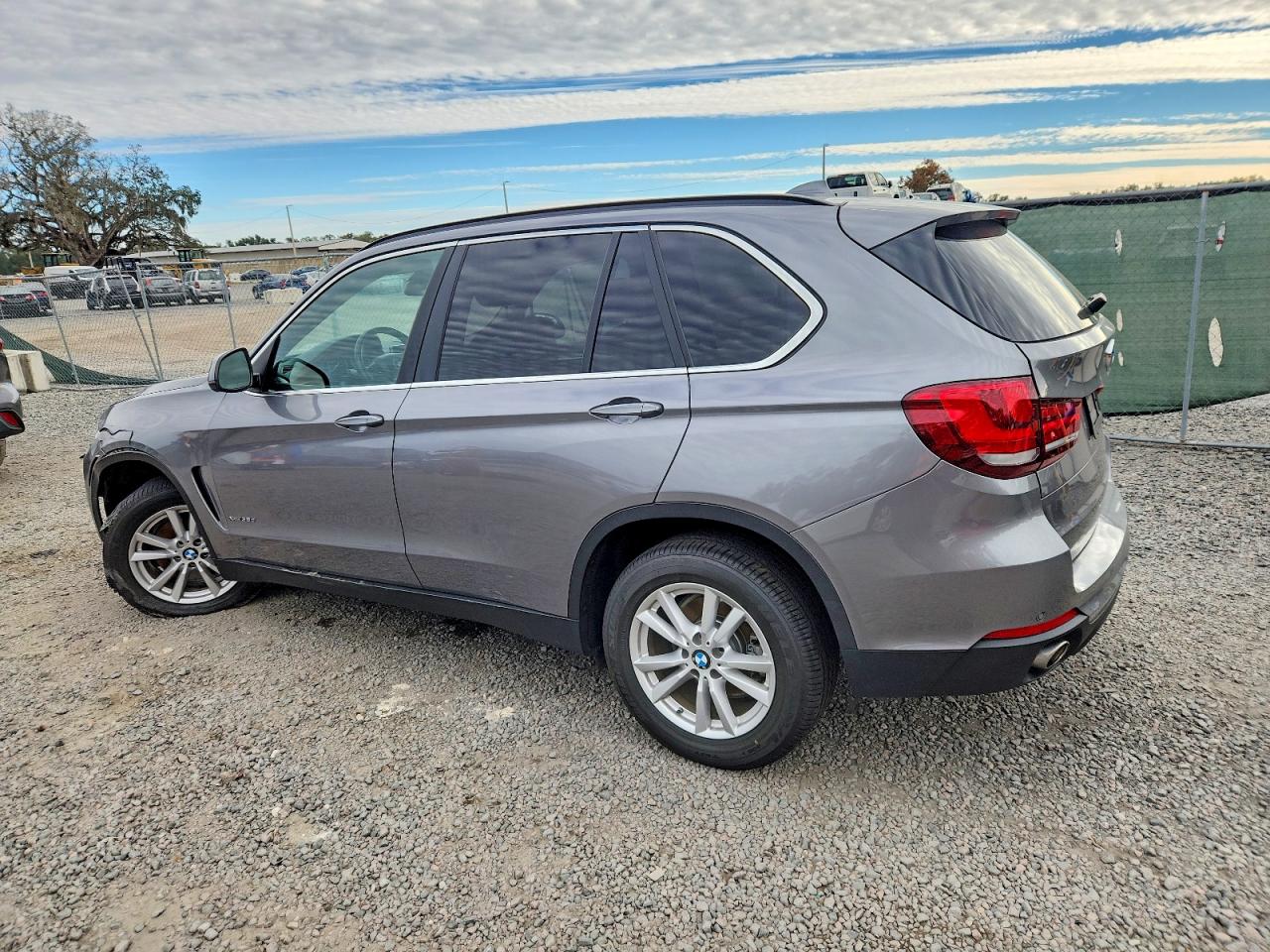 2015 BMW X5 XDRIVE35D photo 4