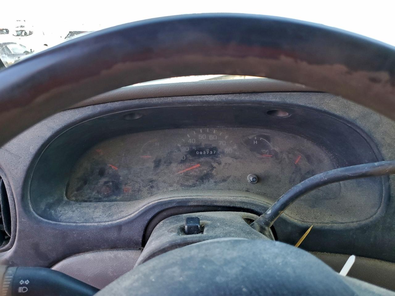 2000 FORD ECONOLINE E250 VAN photo 9