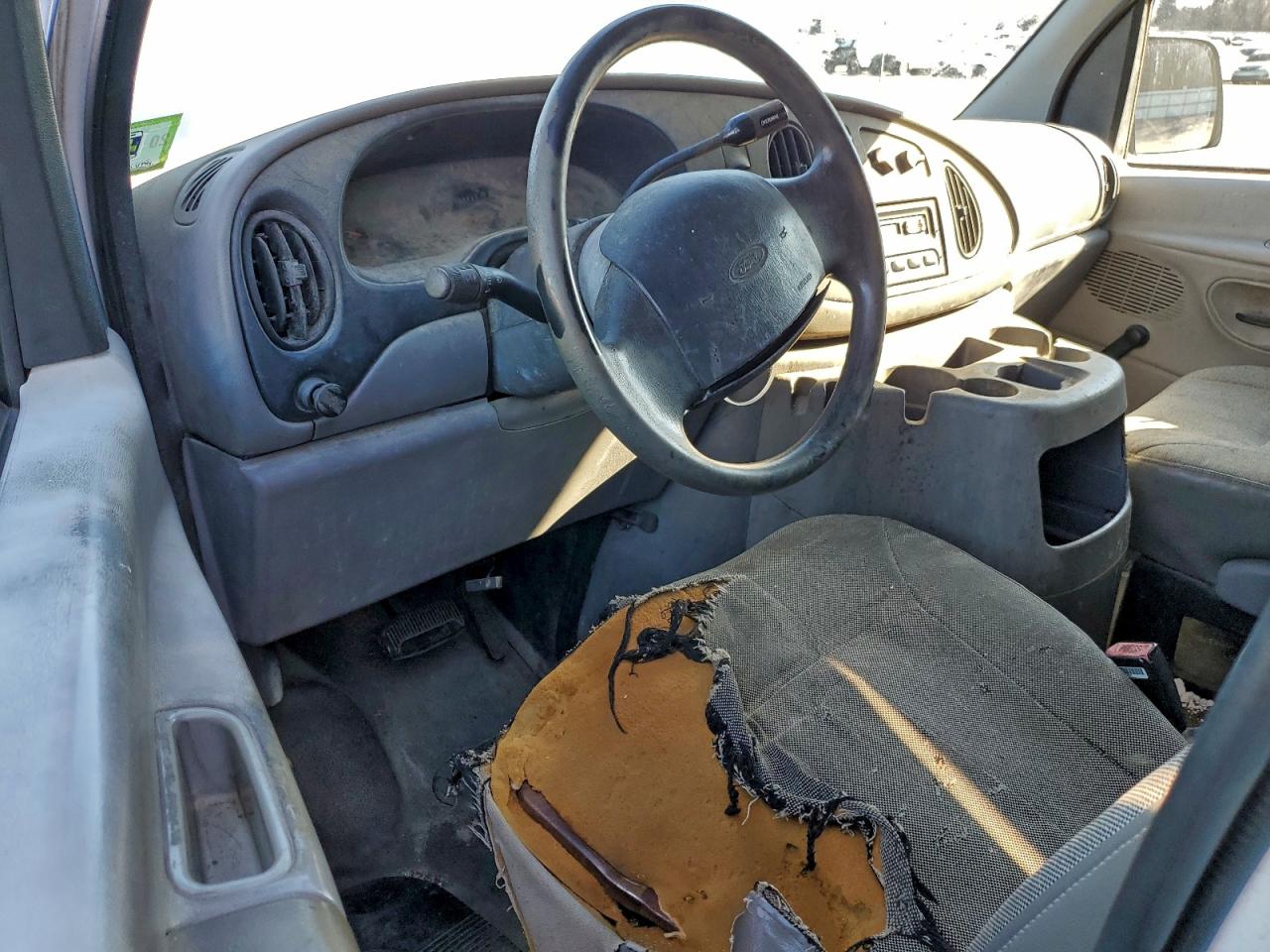 2000 FORD ECONOLINE E250 VAN photo 8