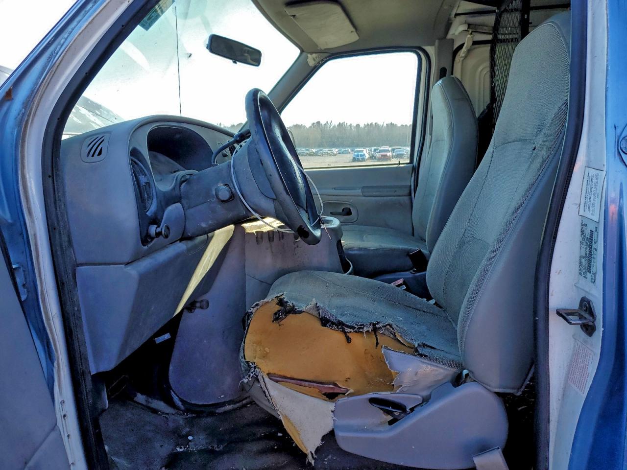 2000 FORD ECONOLINE E250 VAN photo 7