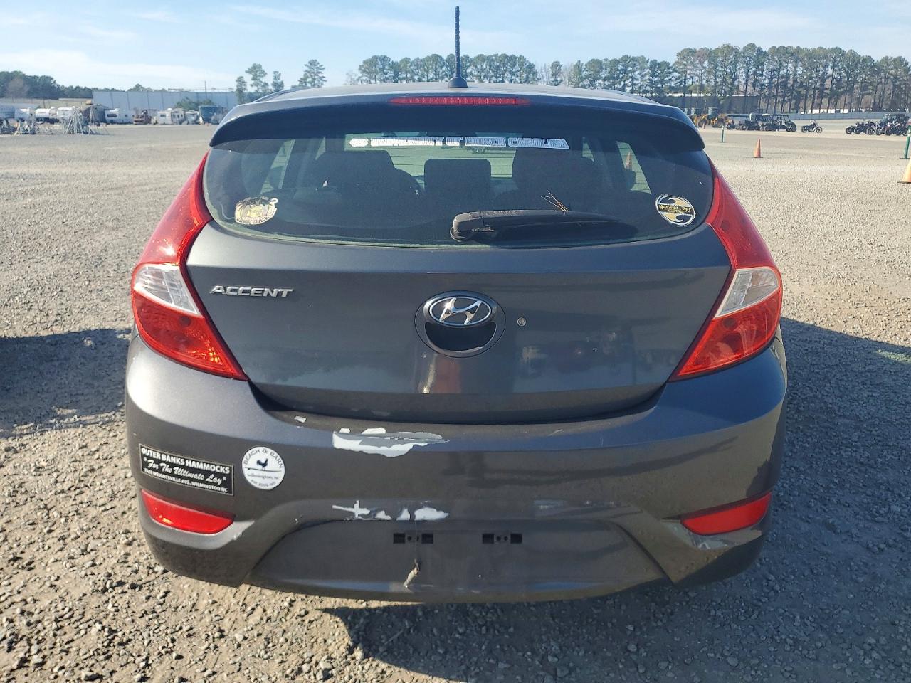 2012 HYUNDAI ACCENT GLS photo 6