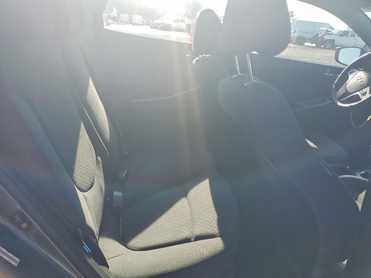 2012 HYUNDAI ACCENT GLS photo 10