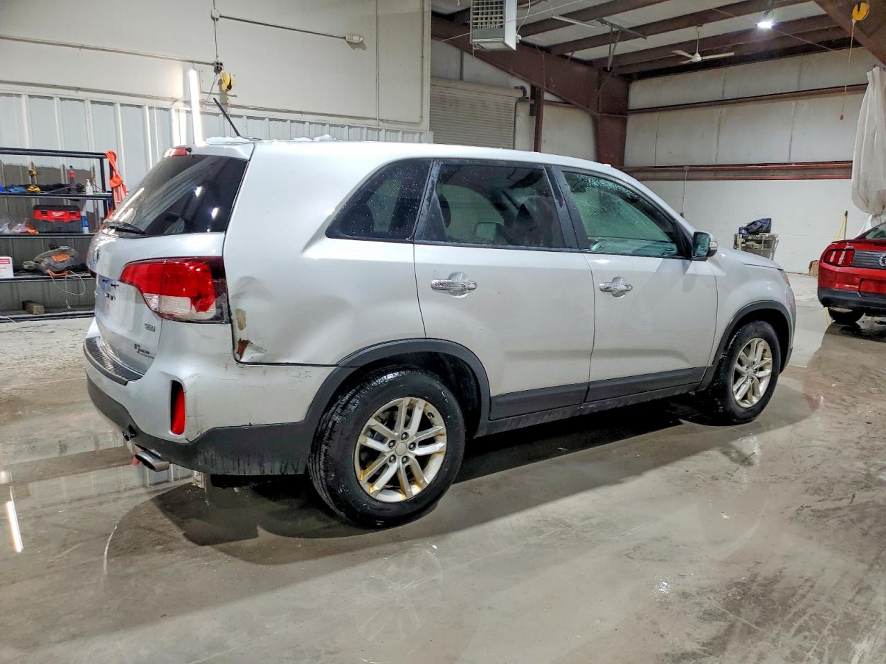 2015 KIA SORENTO LX photo 3