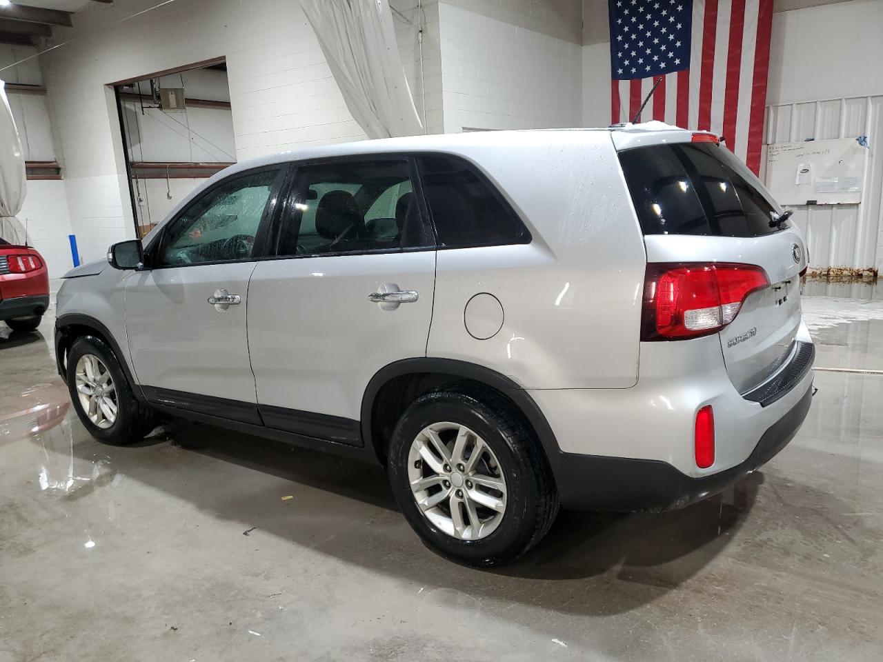 2015 KIA SORENTO LX photo 2