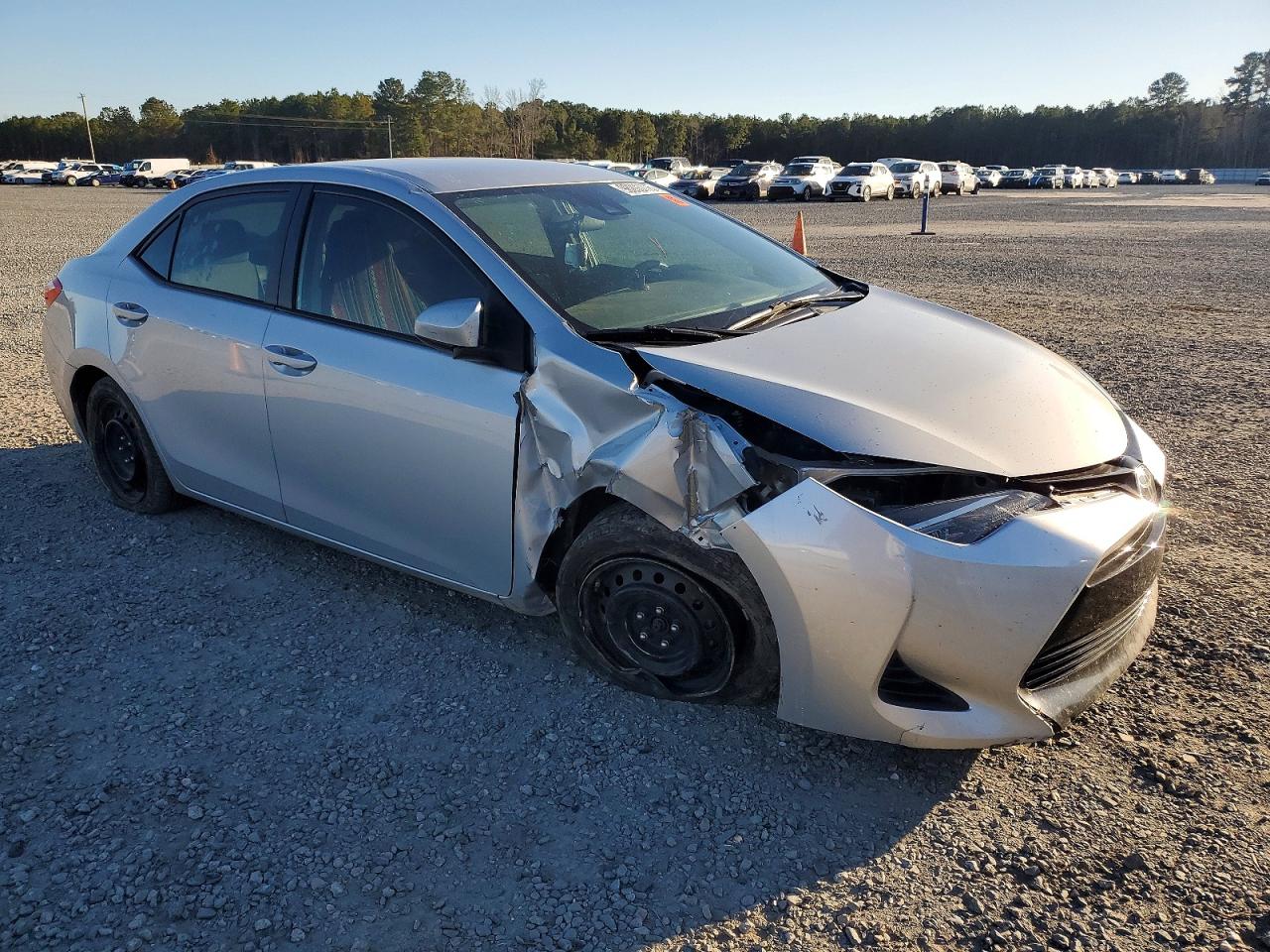 2018 TOYOTA COROLLA L photo 4