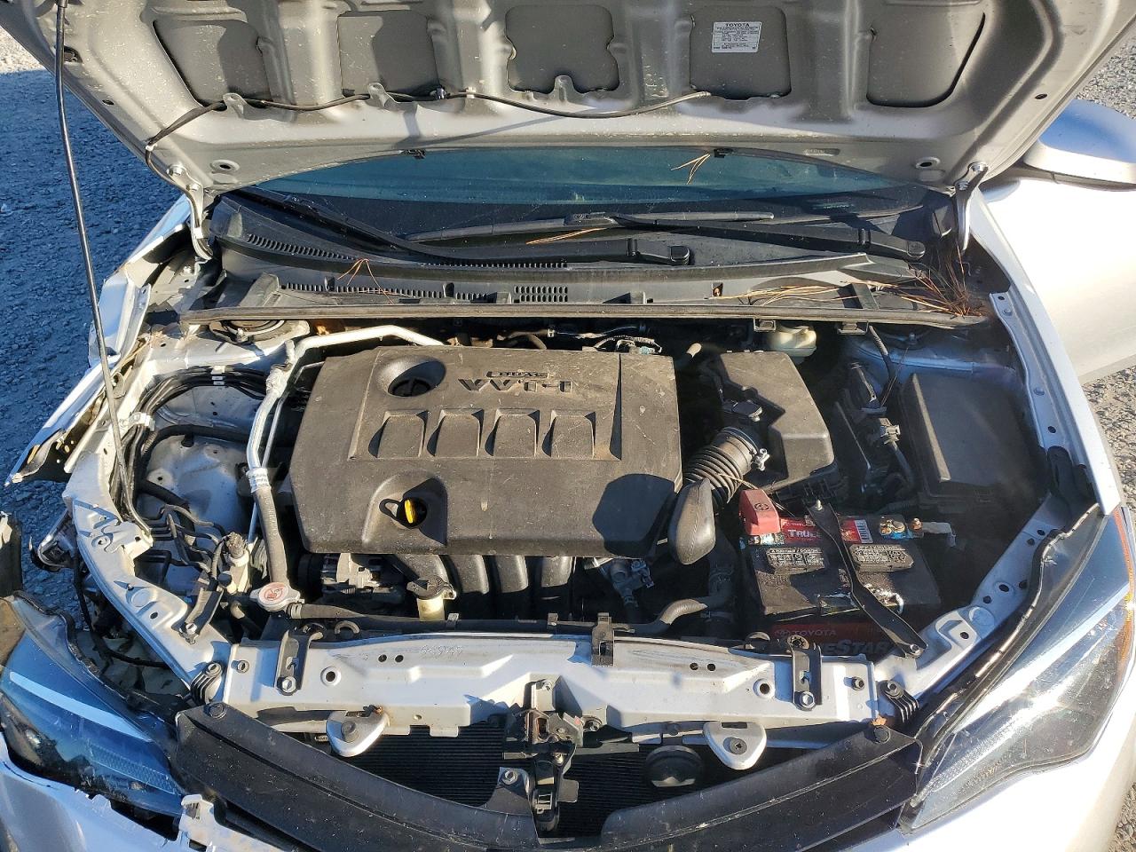 2018 TOYOTA COROLLA L photo 11