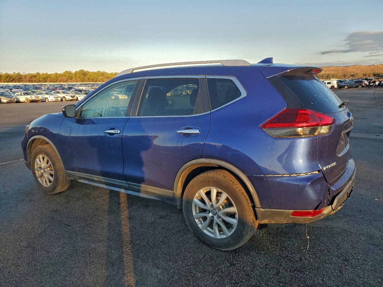 2020 NISSAN ROGUE S photo 4