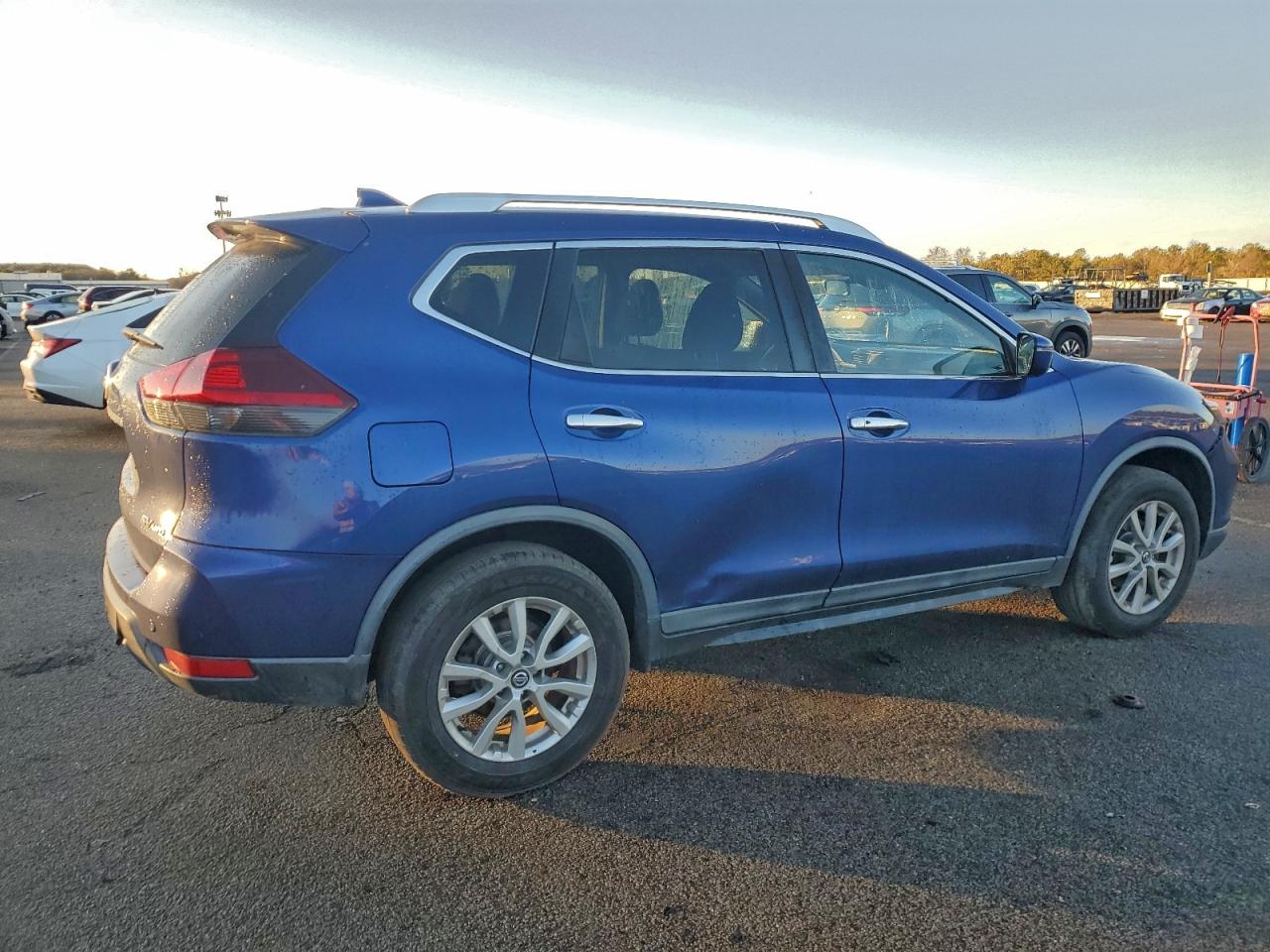 2020 NISSAN ROGUE S photo 7