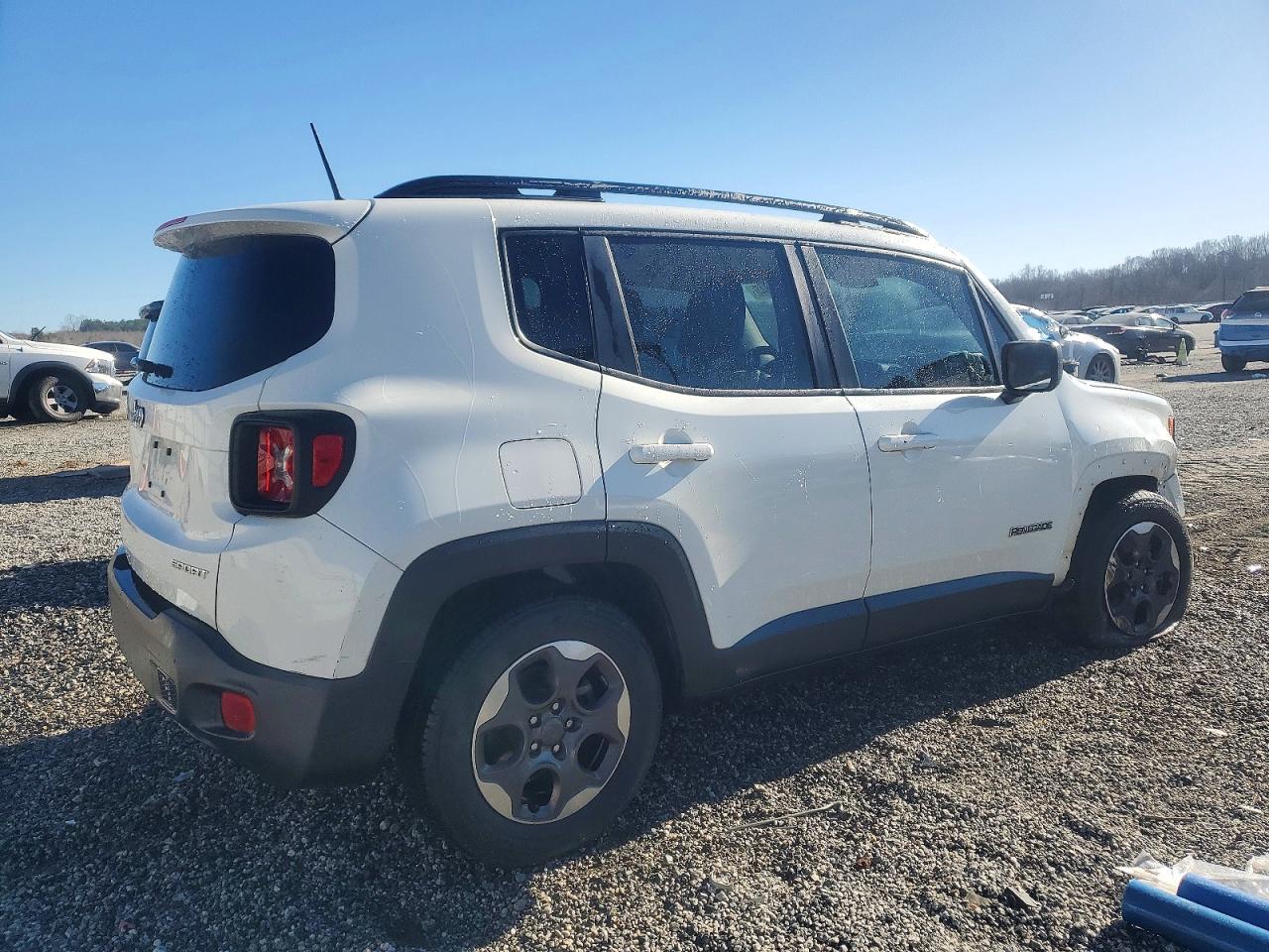 2017 JEEP RENEGADE SPORT photo 7