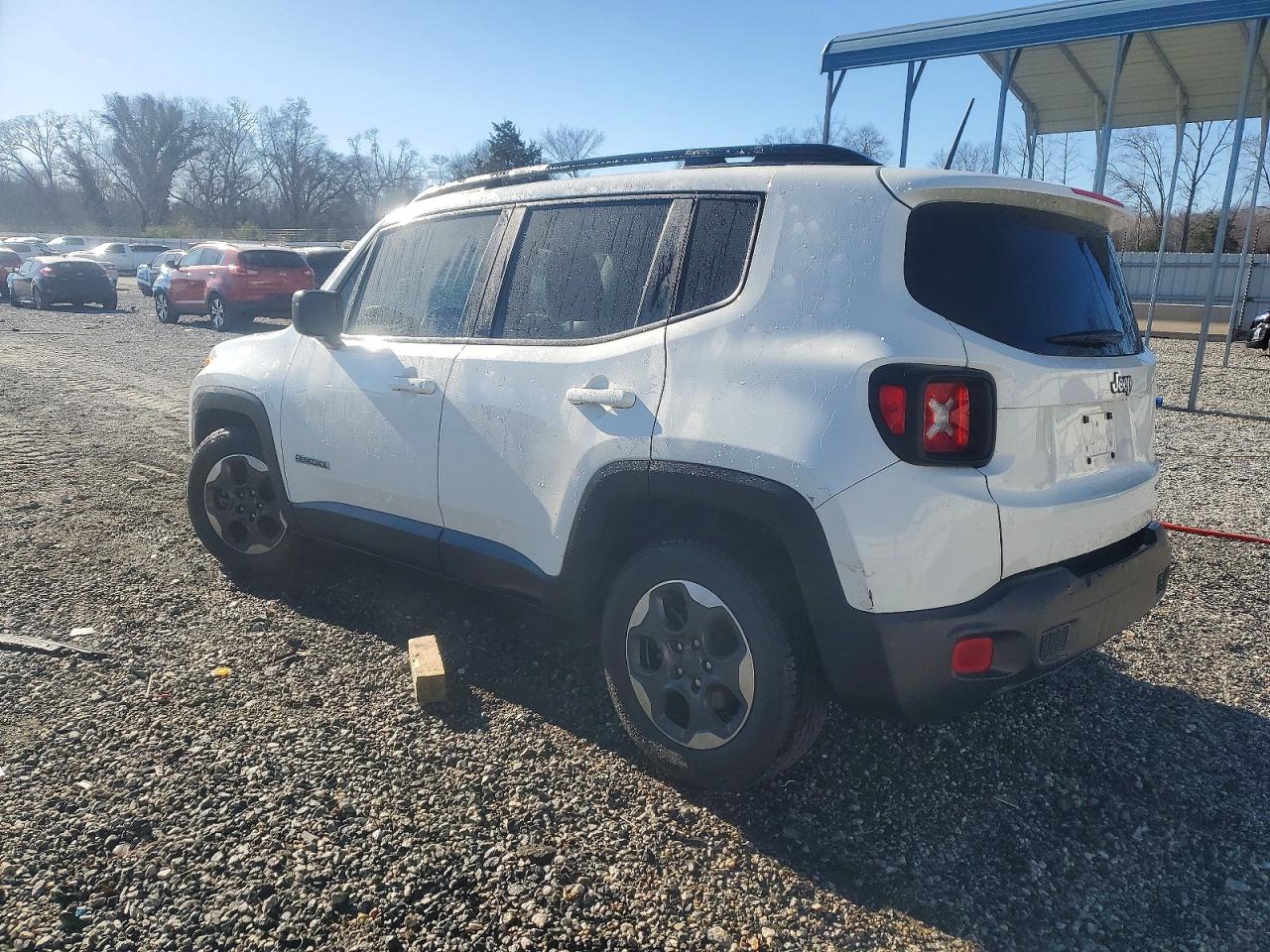 2017 JEEP RENEGADE SPORT photo 4