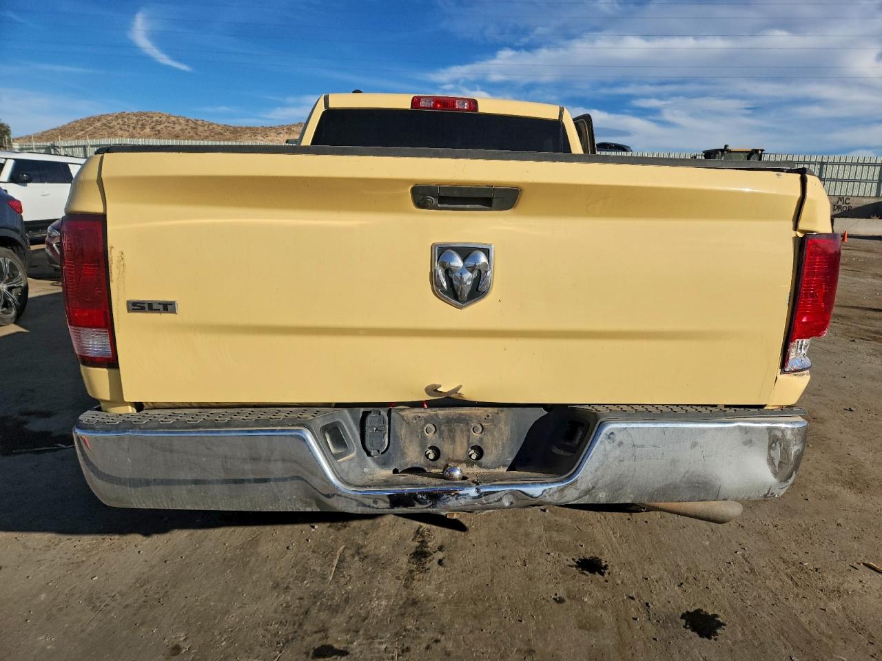 2021 RAM 1500 CLASSIC SLT photo 6