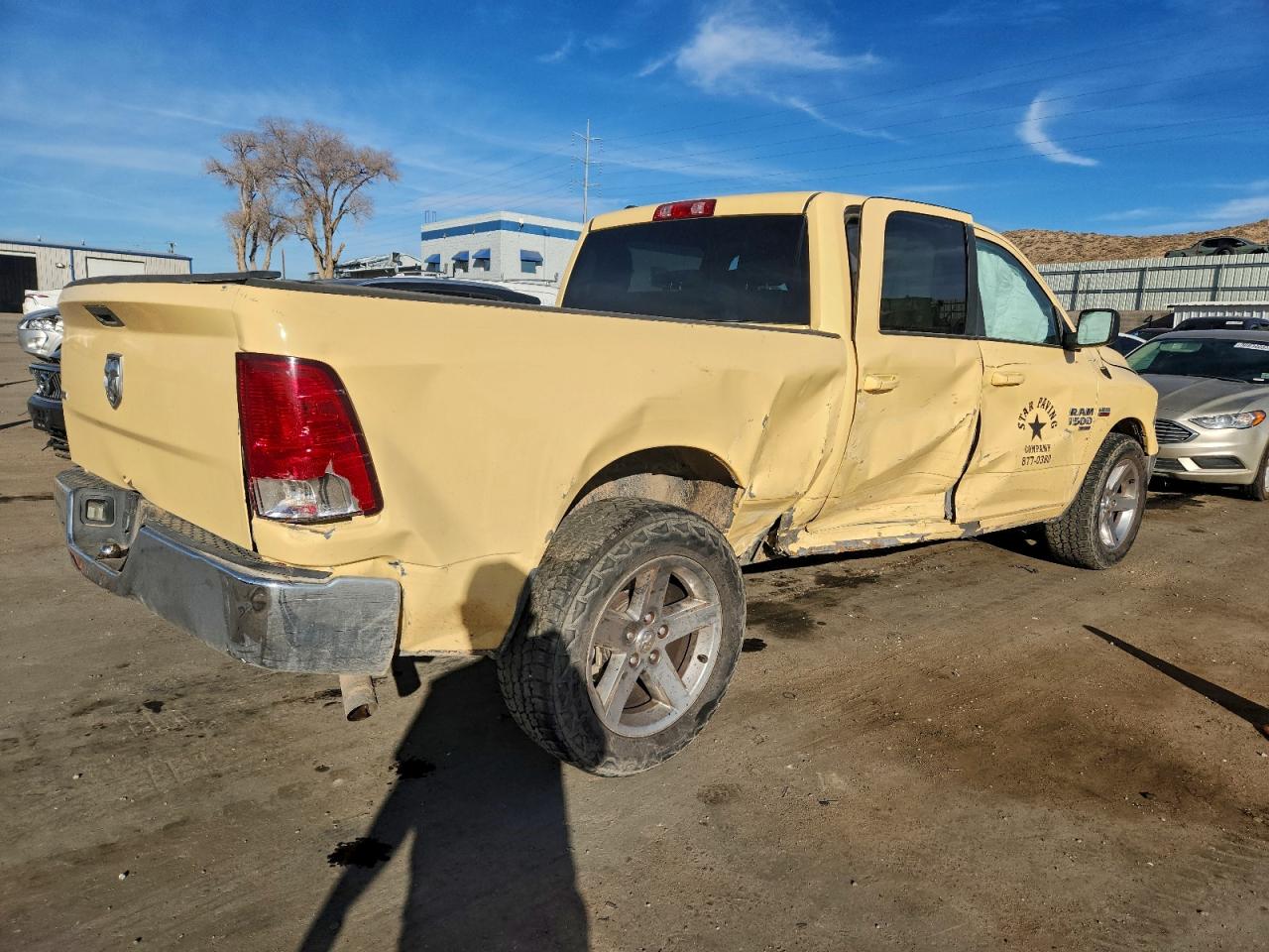 2021 RAM 1500 CLASSIC SLT photo 3