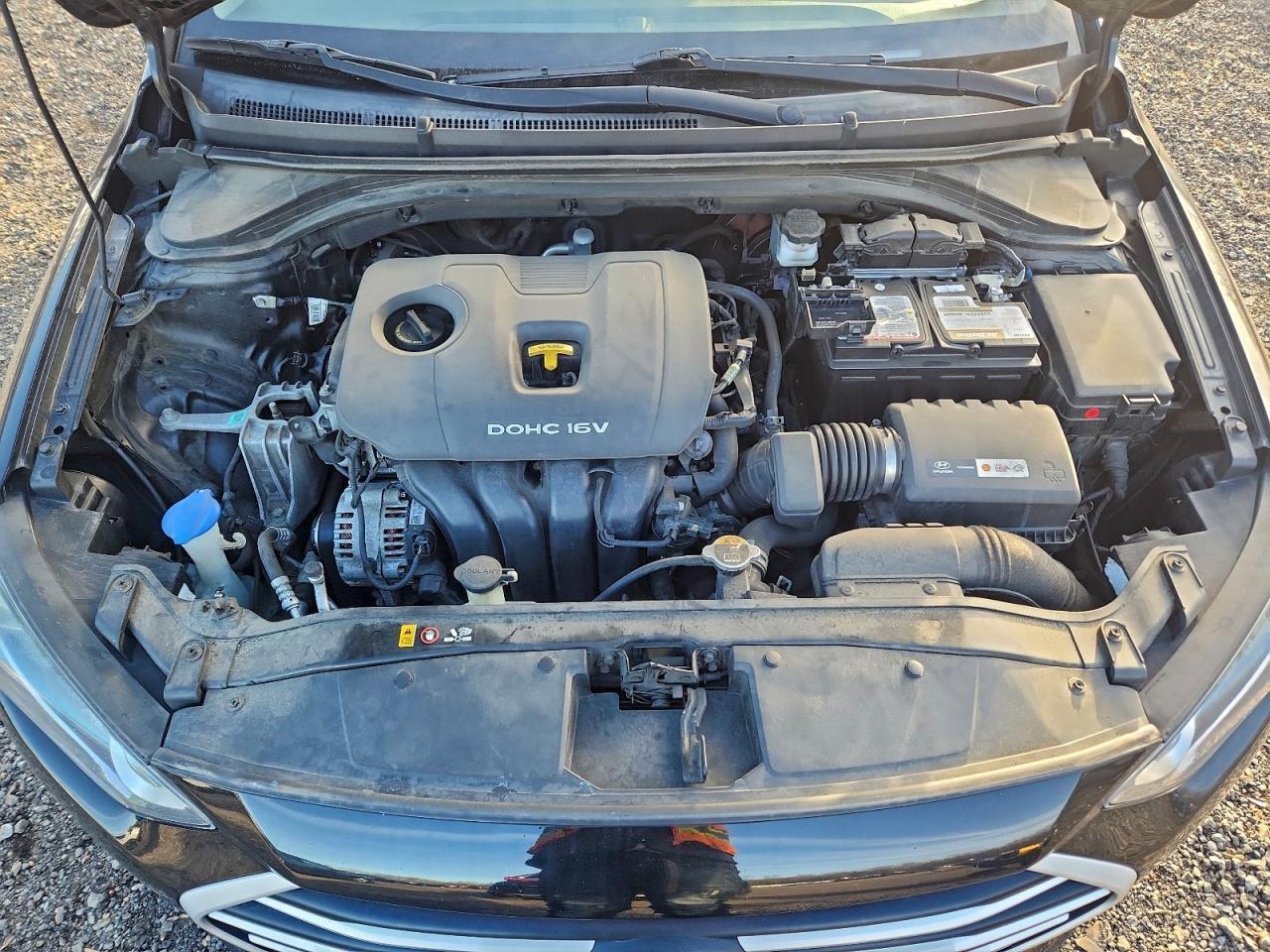 2018 HYUNDAI ELANTRA SEL photo 11