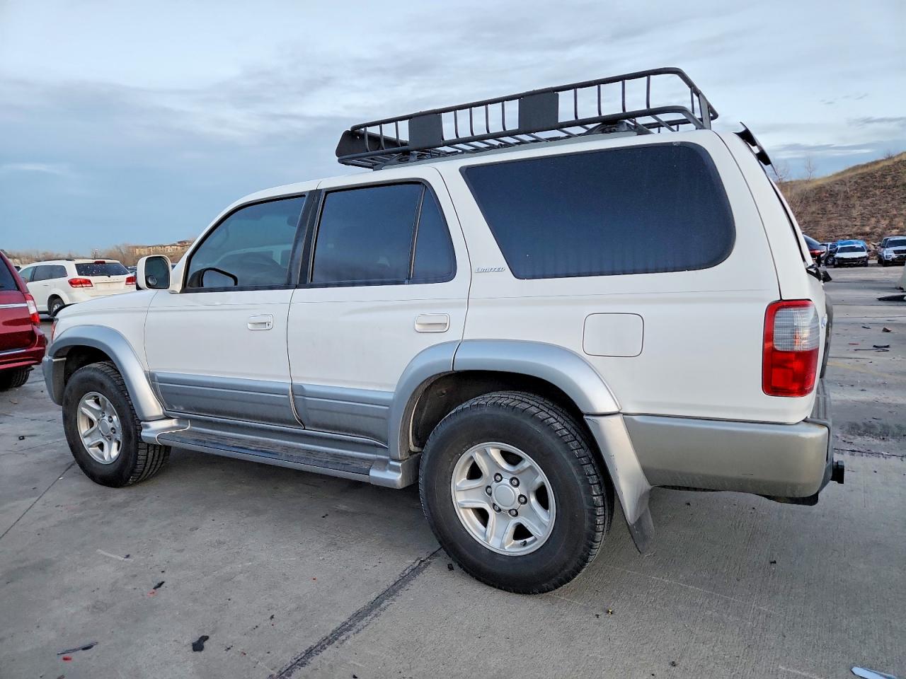 2000 TOYOTA 4RUNNER LIMITED photo 2