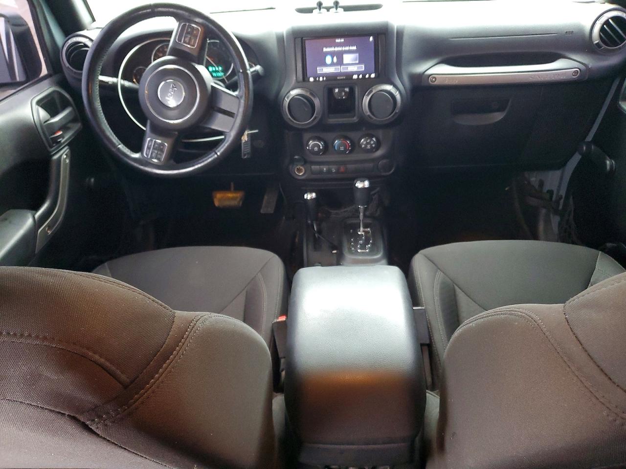 2015 JEEP WRANGLER UNLIMITED SPORT photo 8