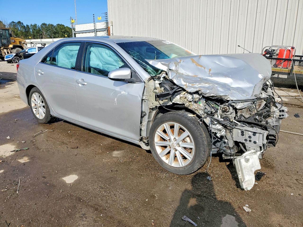 2012 TOYOTA CAMRY XLE photo 7