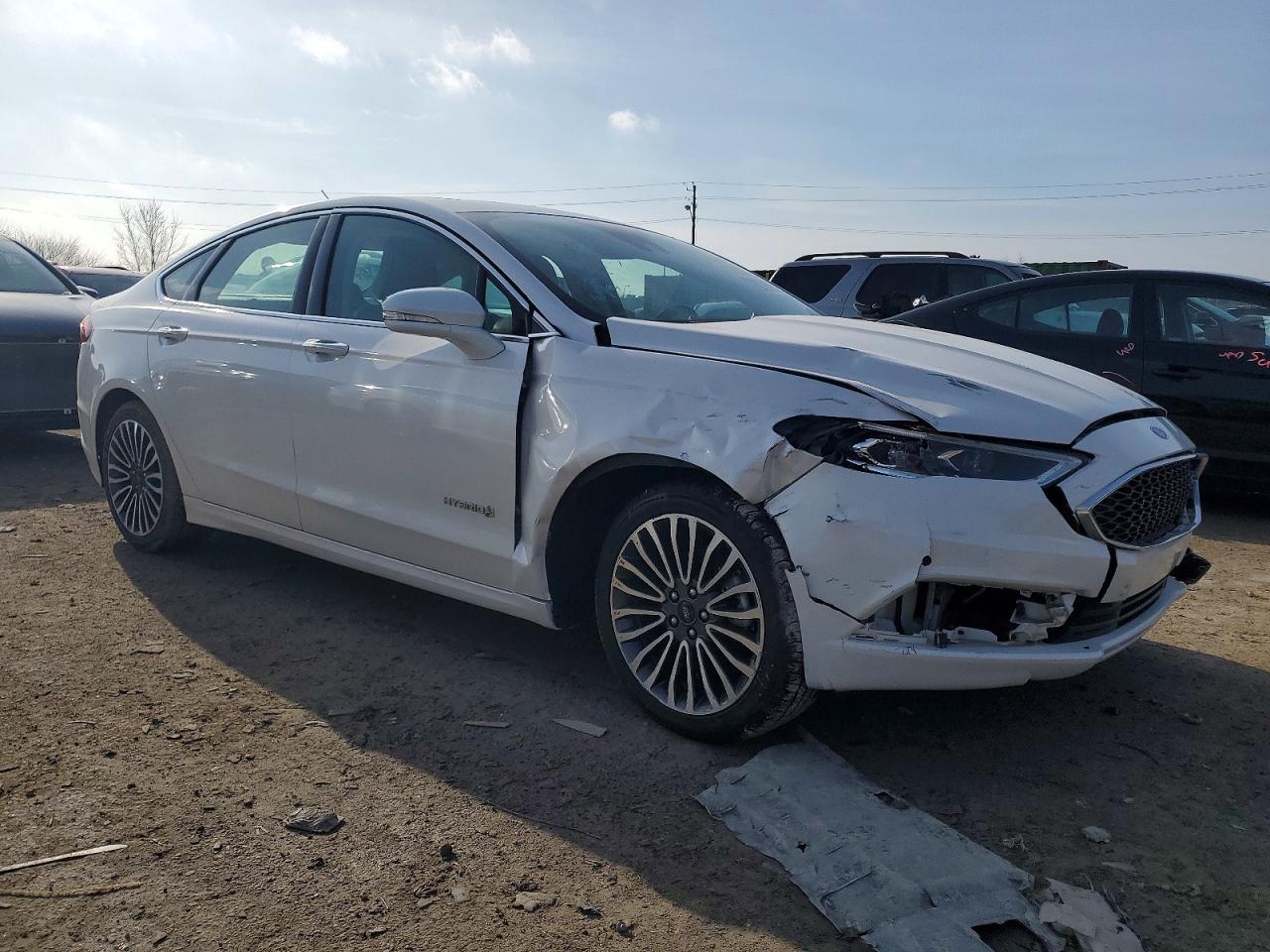 2018 FORD FUSION TITANIUM/PLATINUM HEV photo 4