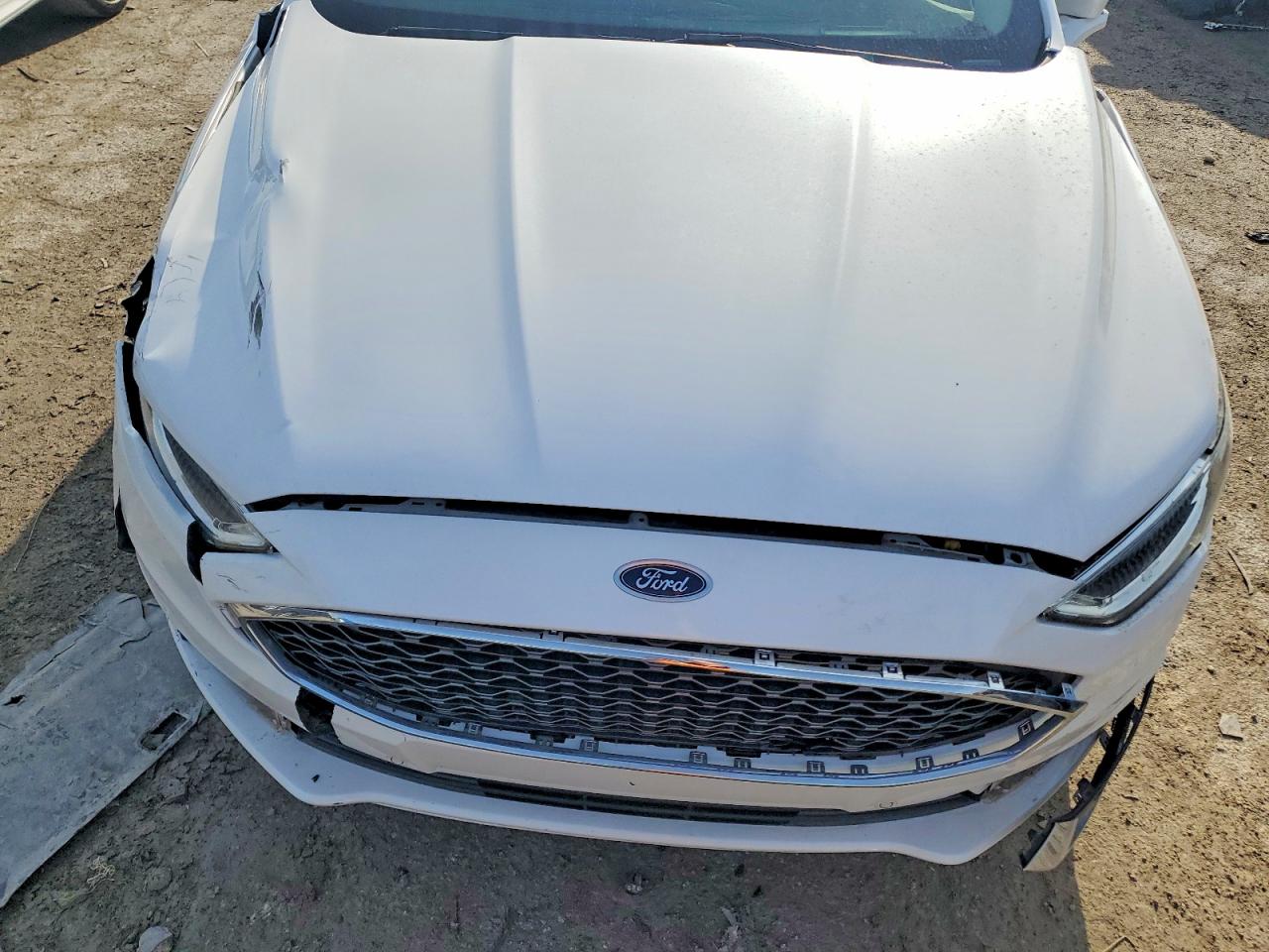 2018 FORD FUSION TITANIUM/PLATINUM HEV photo 11