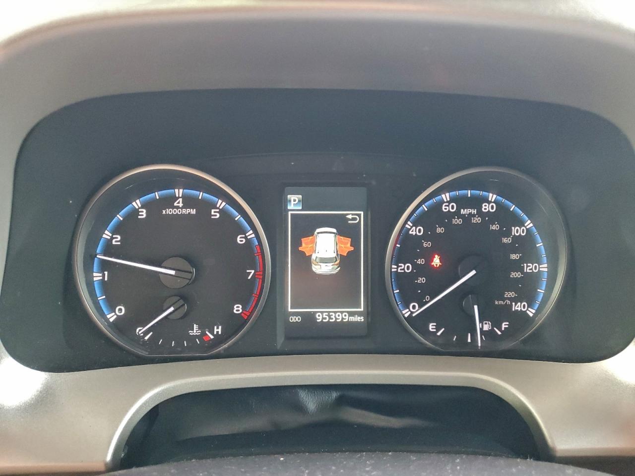 2017 TOYOTA RAV4 LE photo 9