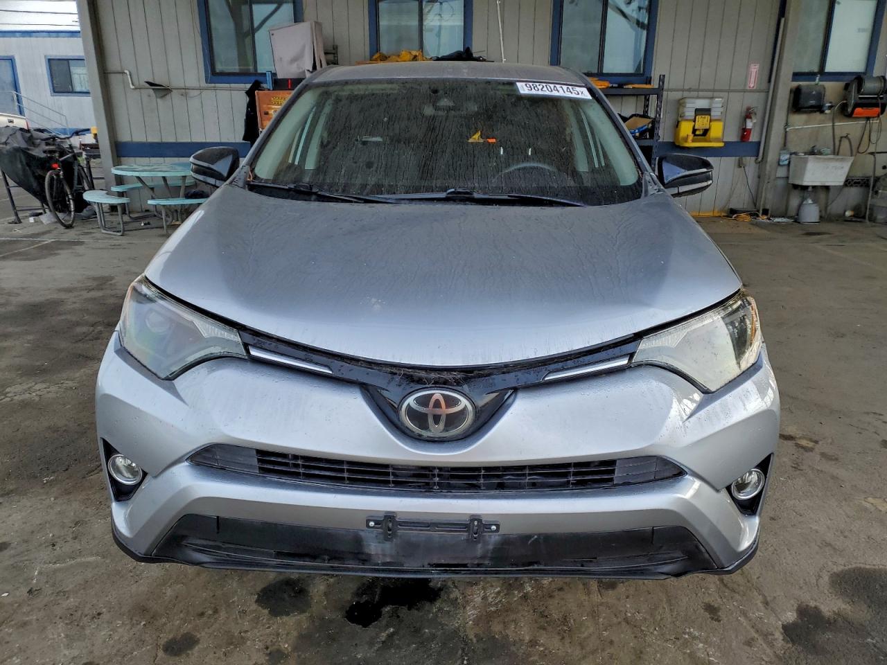 2017 TOYOTA RAV4 LE photo 5