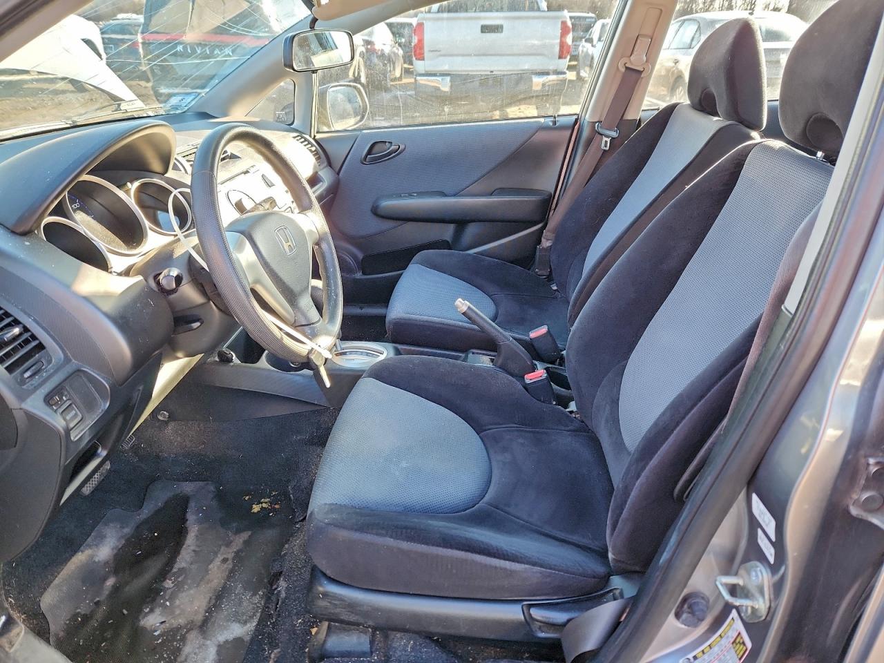 2008 HONDA FIT photo 7