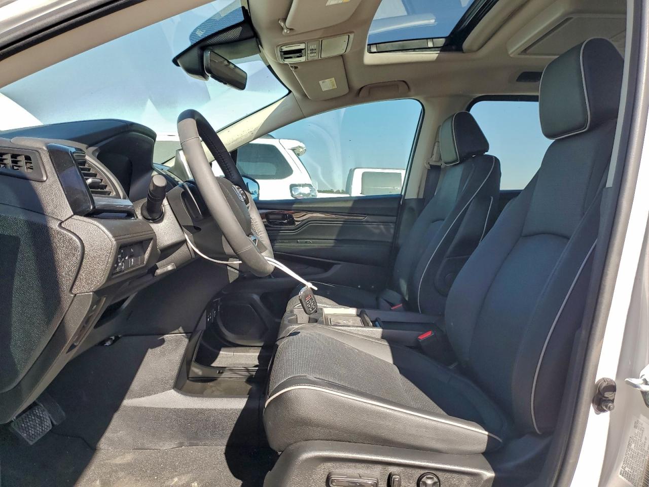 2025 HONDA ODYSSEY ELITE photo 7