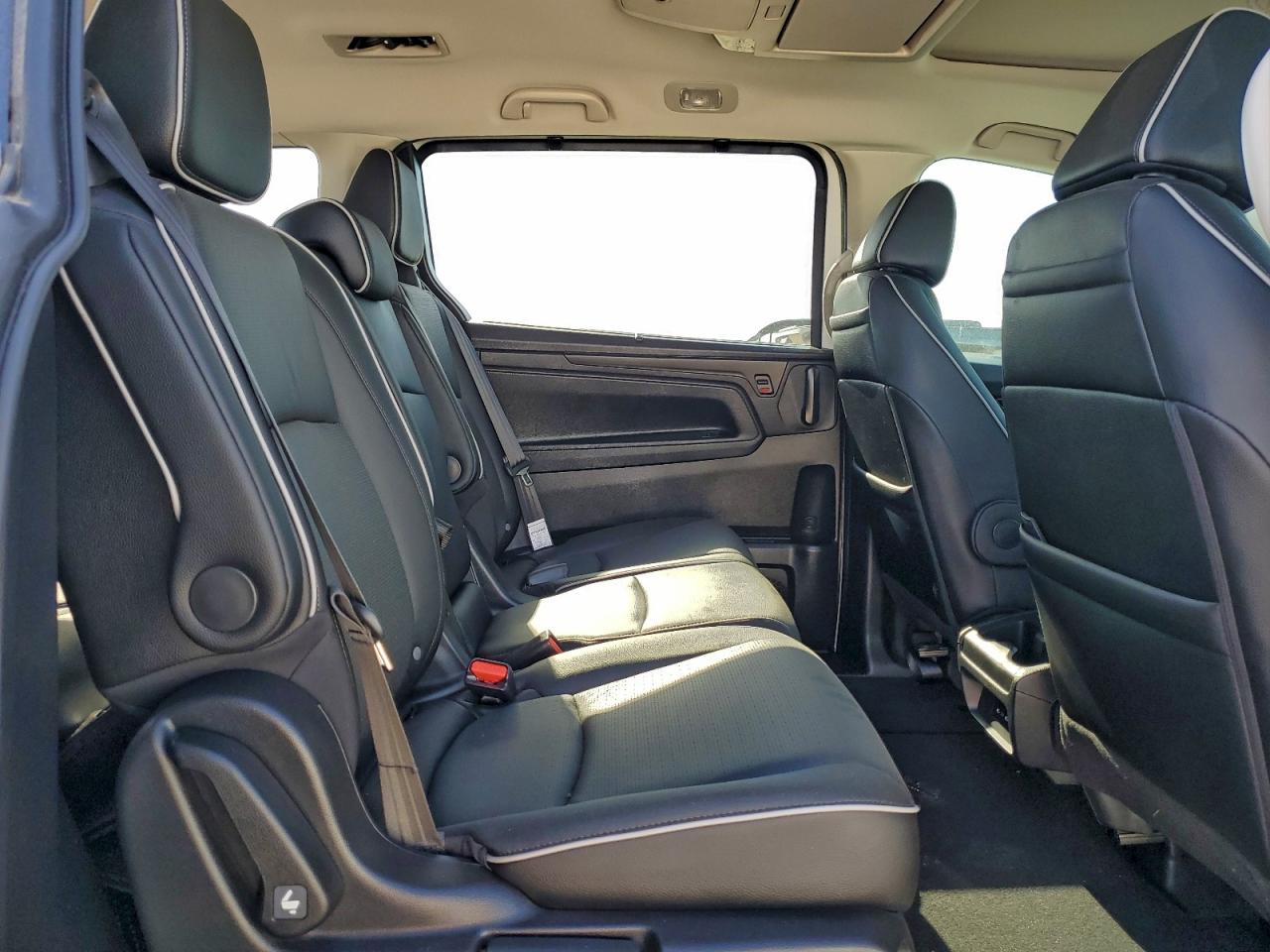 2025 HONDA ODYSSEY ELITE photo 11