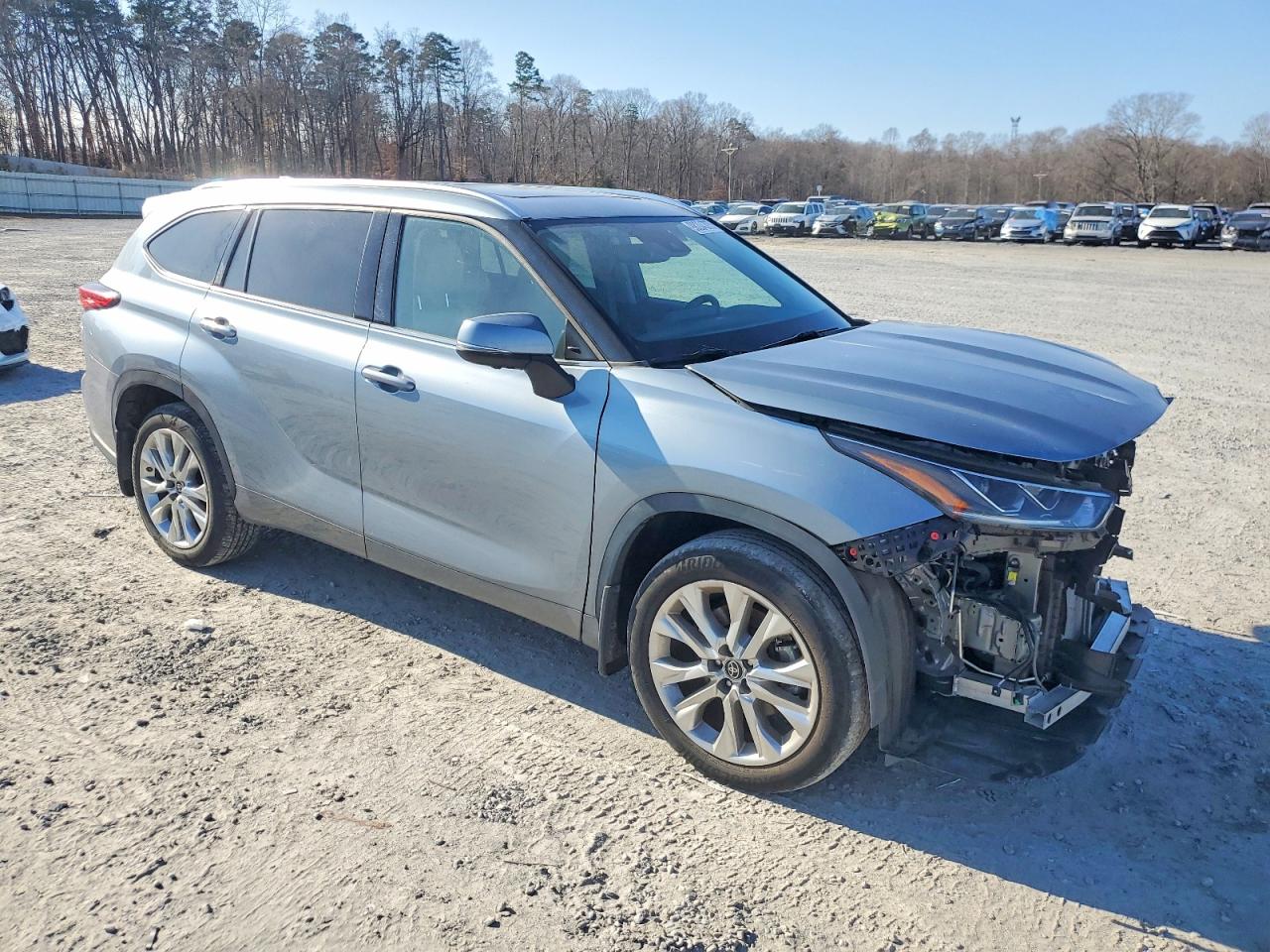 2023 TOYOTA HIGHLANDER L photo 4