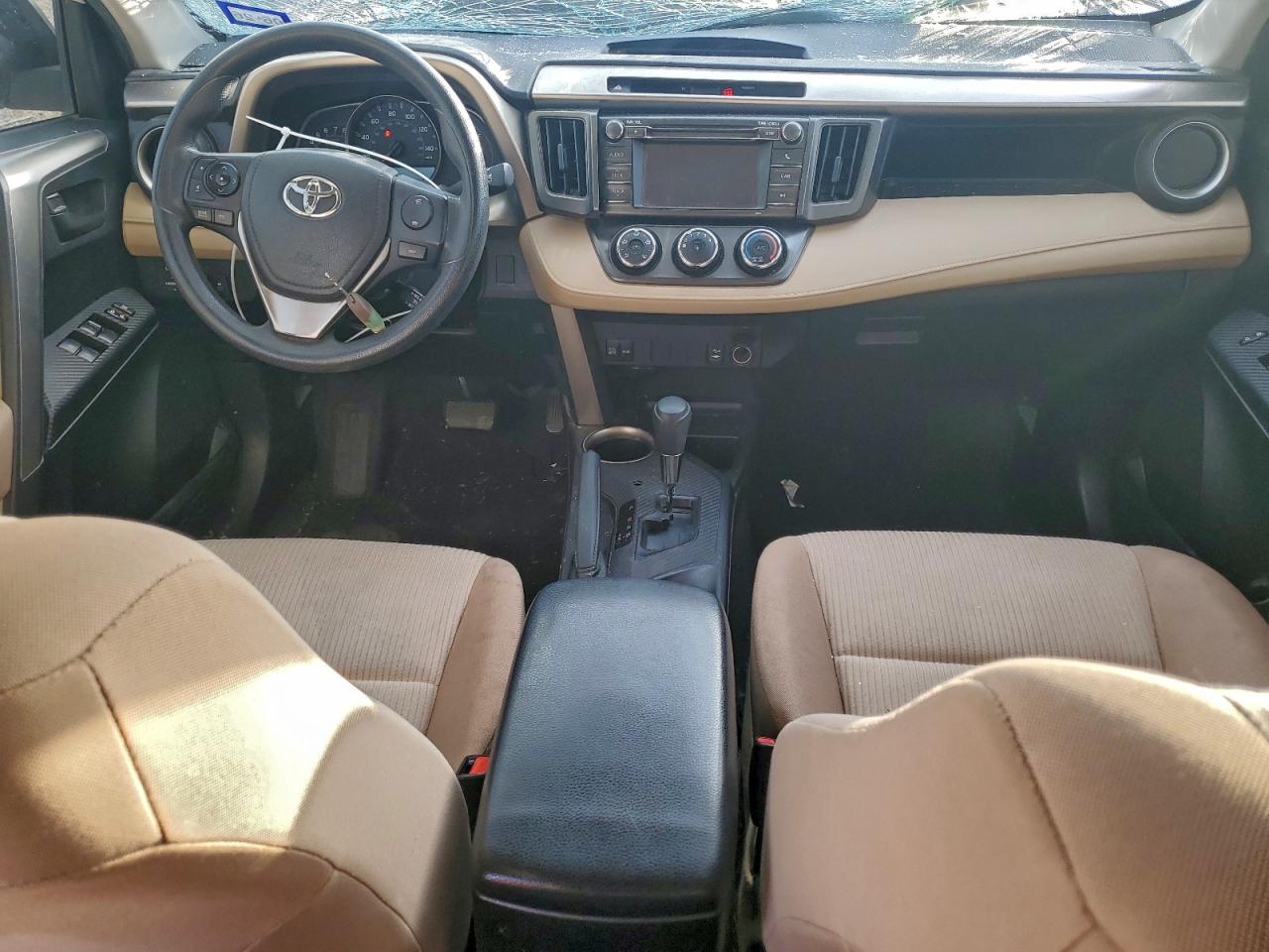 2013 TOYOTA RAV4 LE photo 8