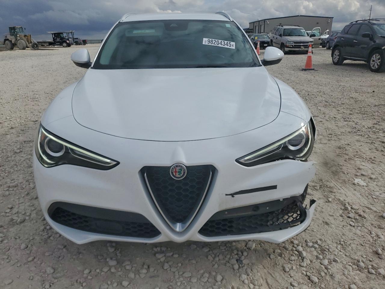 2021 ALFA ROMEO STELVIO SPORT photo 5
