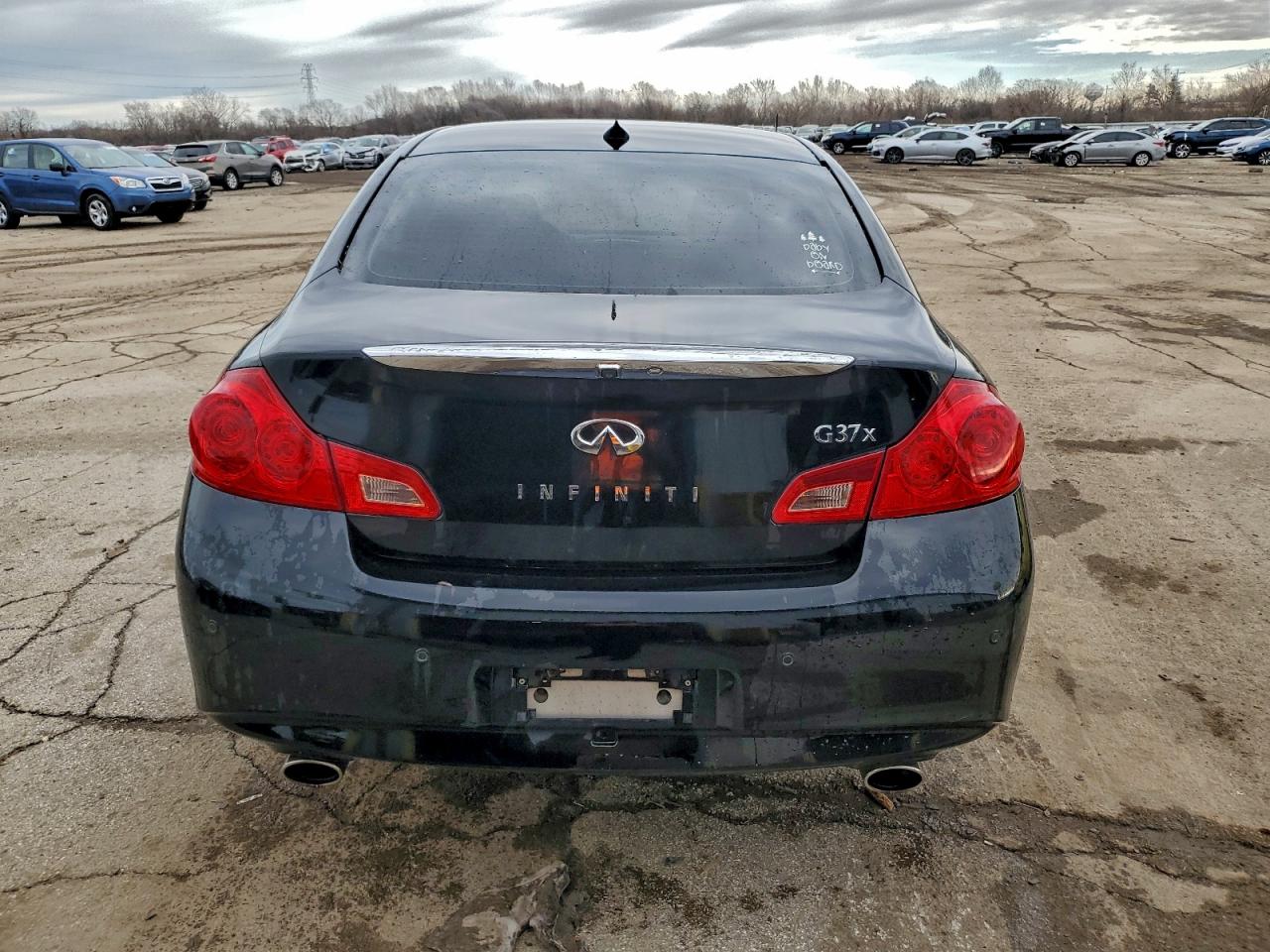 2012 INFINITI G37 photo 6