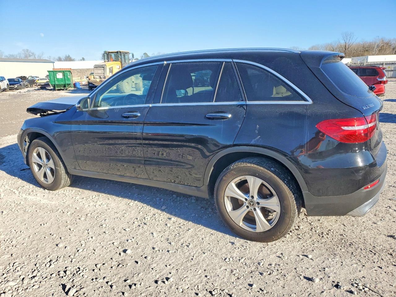 2017 MERCEDES-BENZ GLC 300 4MATIC photo 2