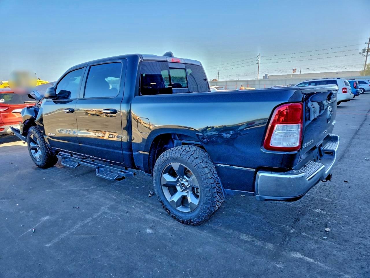 2019 RAM 1500 BIG HORN/LONE STAR photo 2