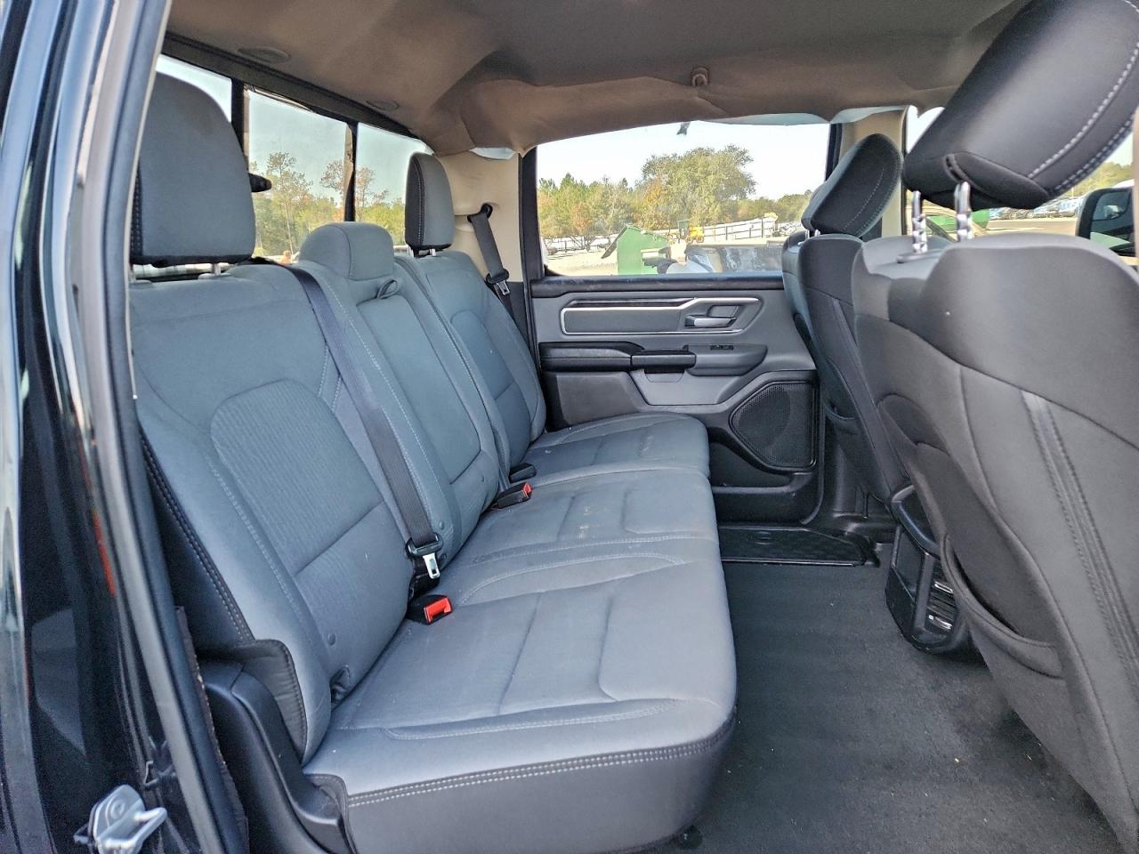 2019 RAM 1500 BIG HORN/LONE STAR photo 10