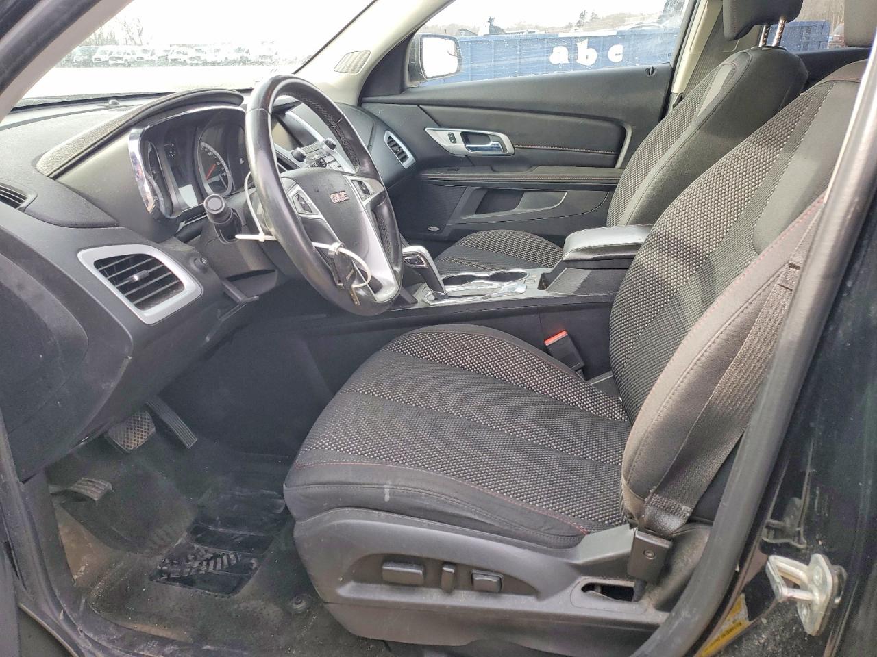 2013 GMC TERRAIN SLE photo 7
