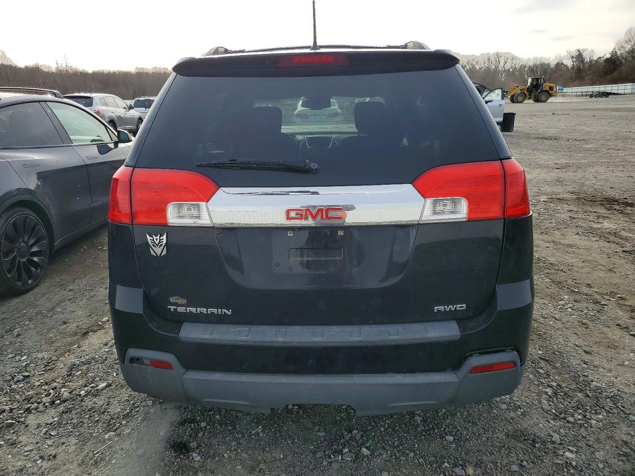 2013 GMC TERRAIN SLE photo 6
