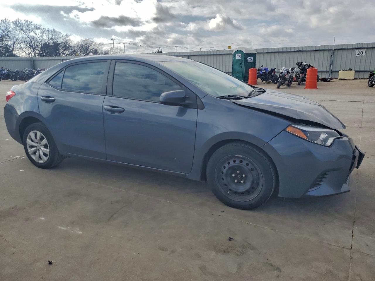 2016 TOYOTA COROLLA L photo 4