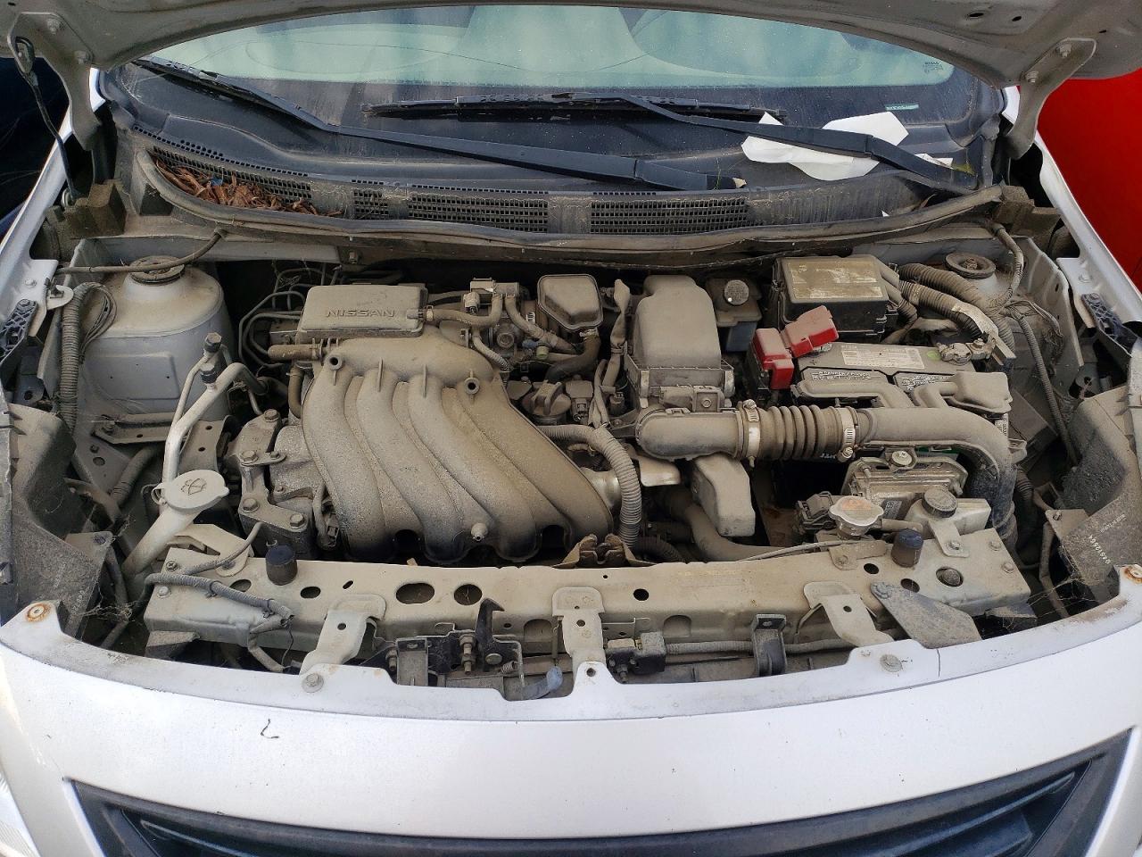 2014 NISSAN VERSA S photo 31