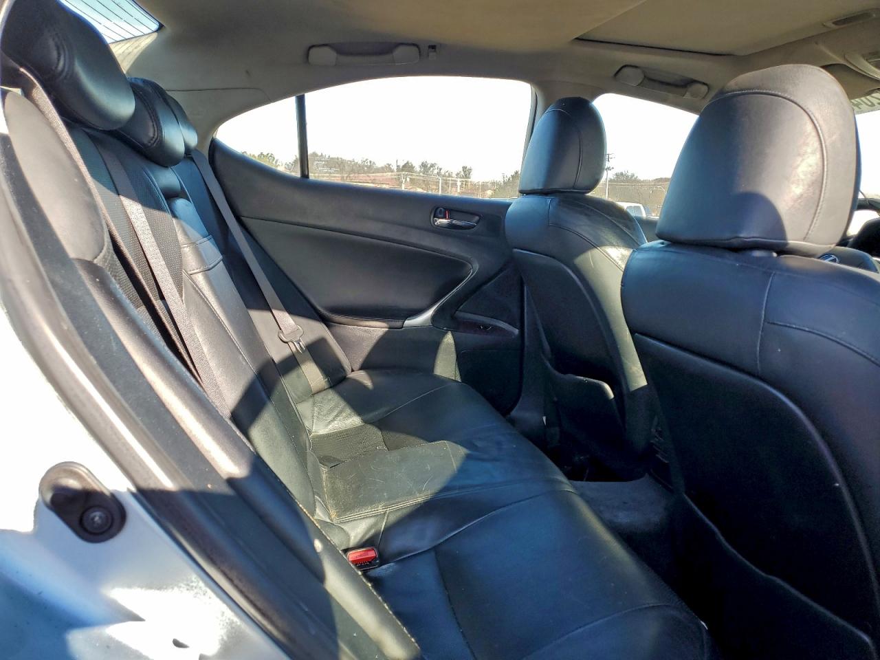 2007 LEXUS IS 250 photo 10
