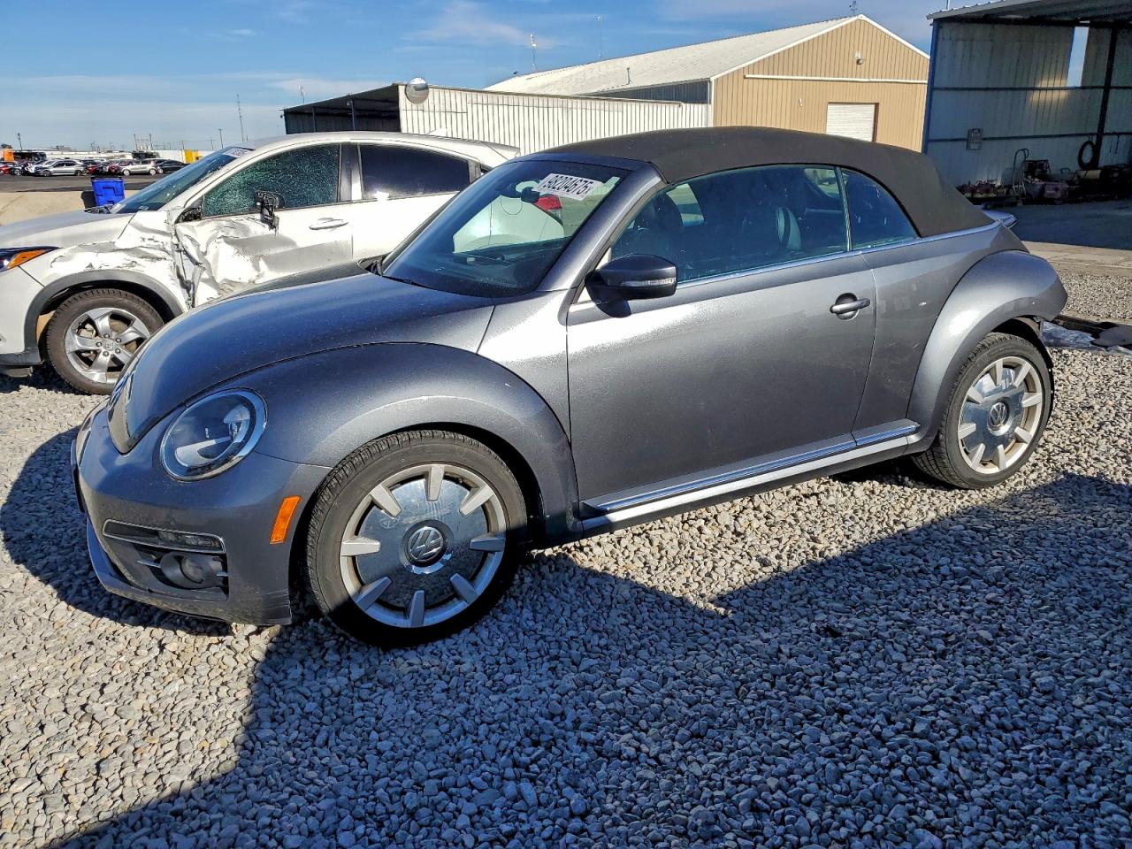 2019 VOLKSWAGEN BEETLE