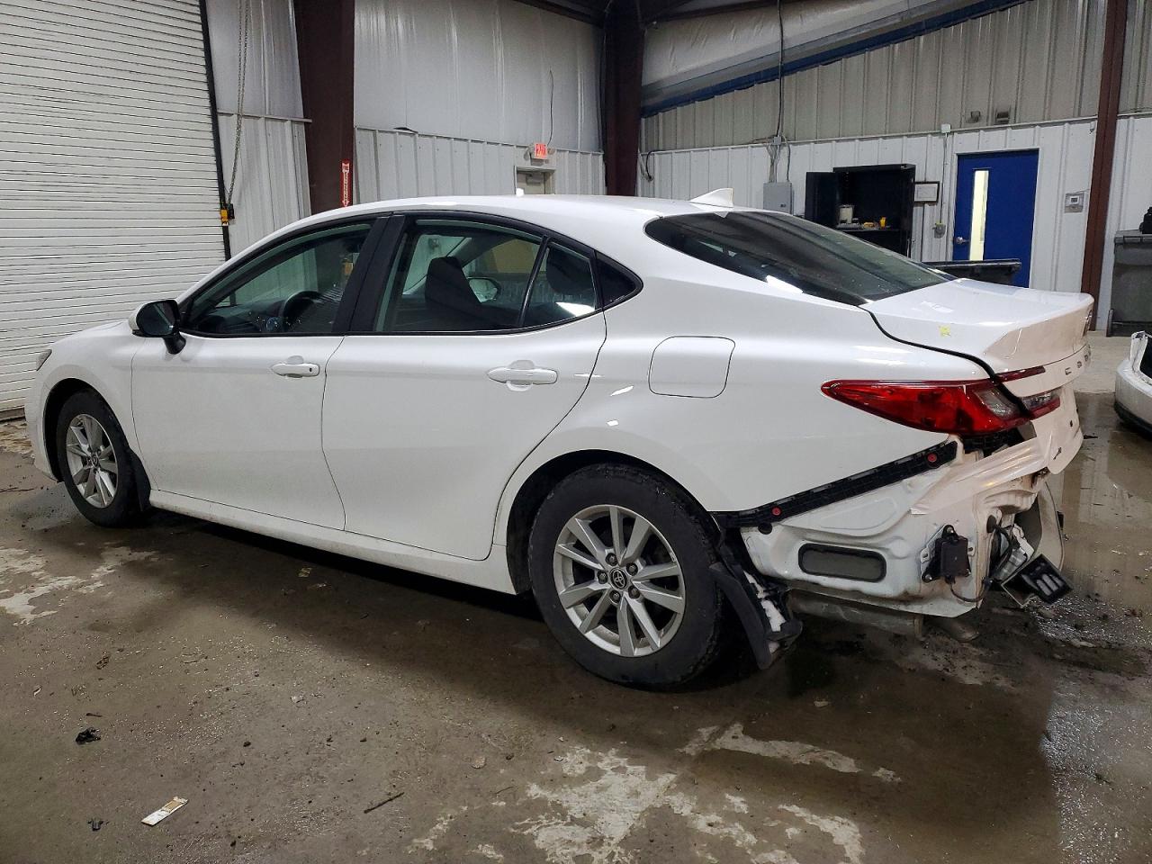 2025 TOYOTA CAMRY LE photo 2