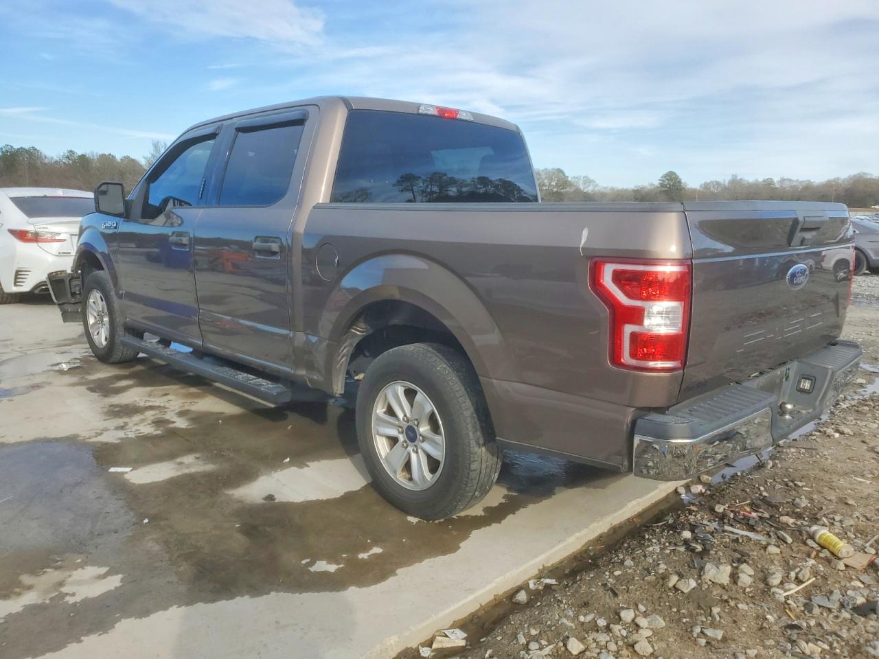 2019 FORD F150 SUPERCREW photo 2