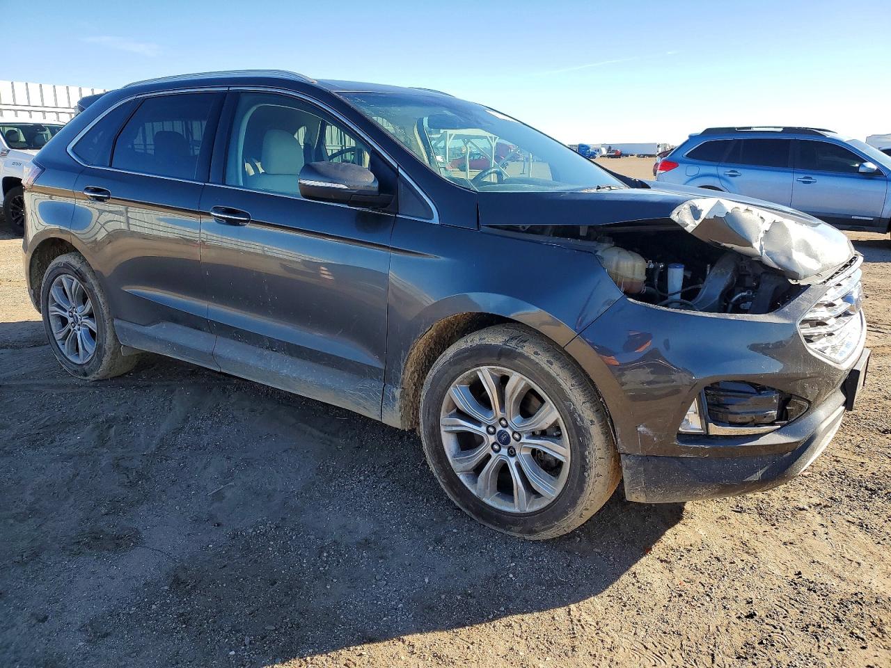 2019 FORD EDGE TITANIUM photo 4