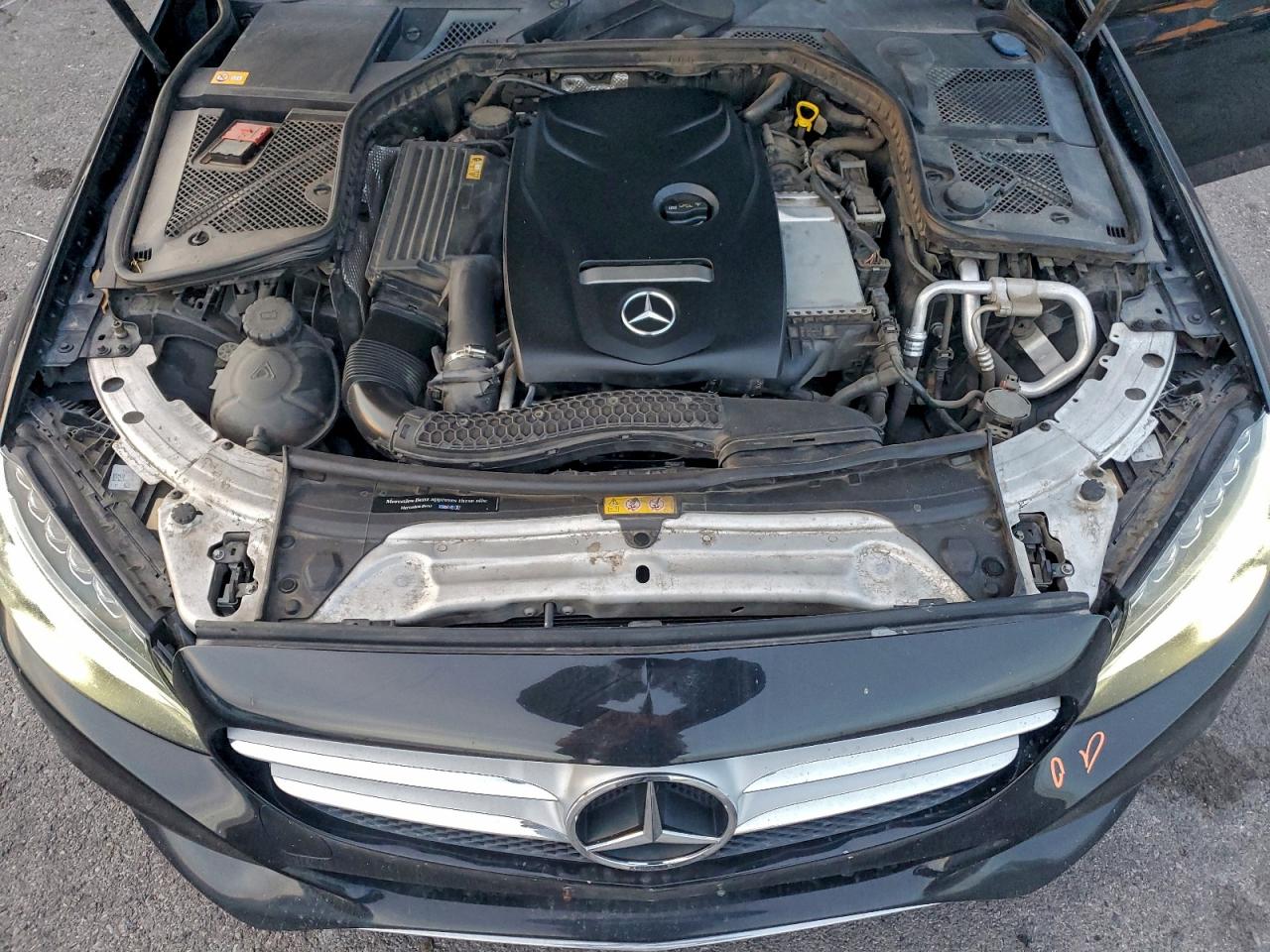 2015 MERCEDES-BENZ C 300 photo 11