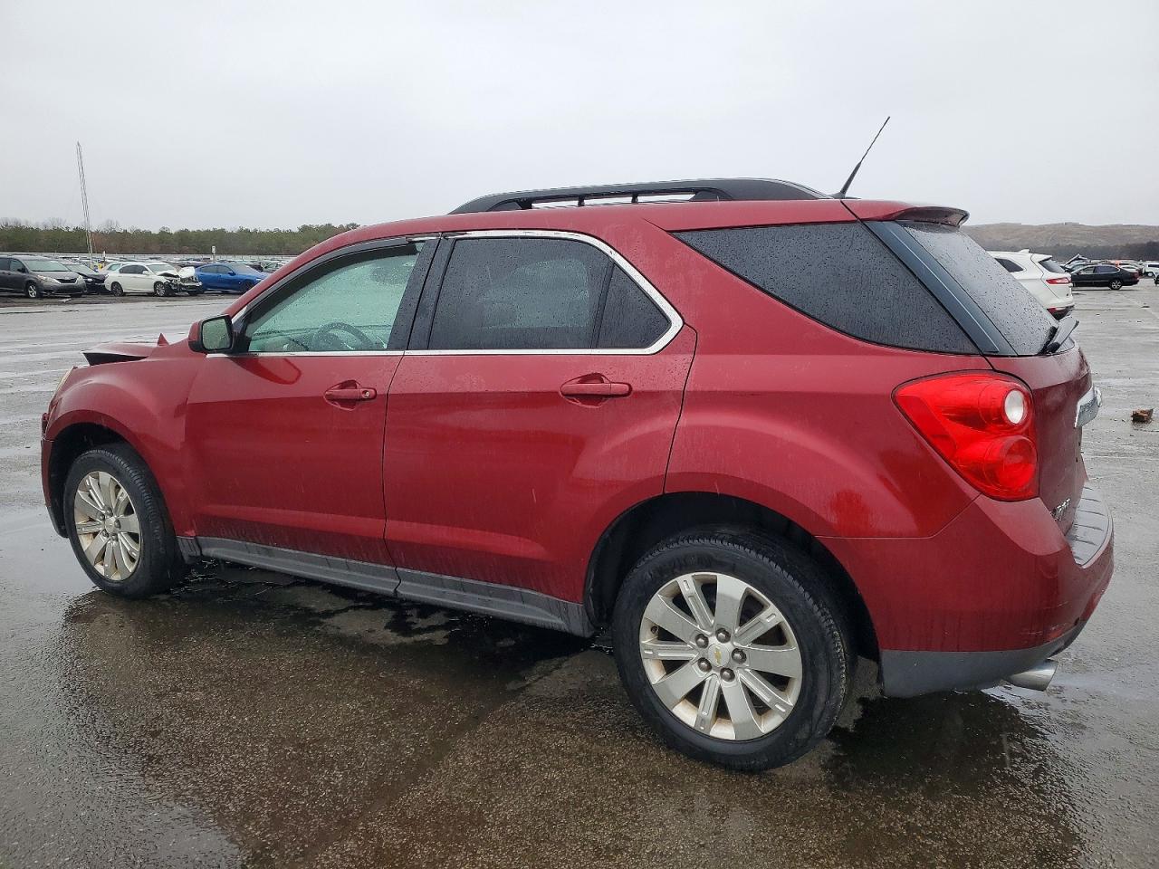 2010 CHEVROLET EQUINOX LT photo 2