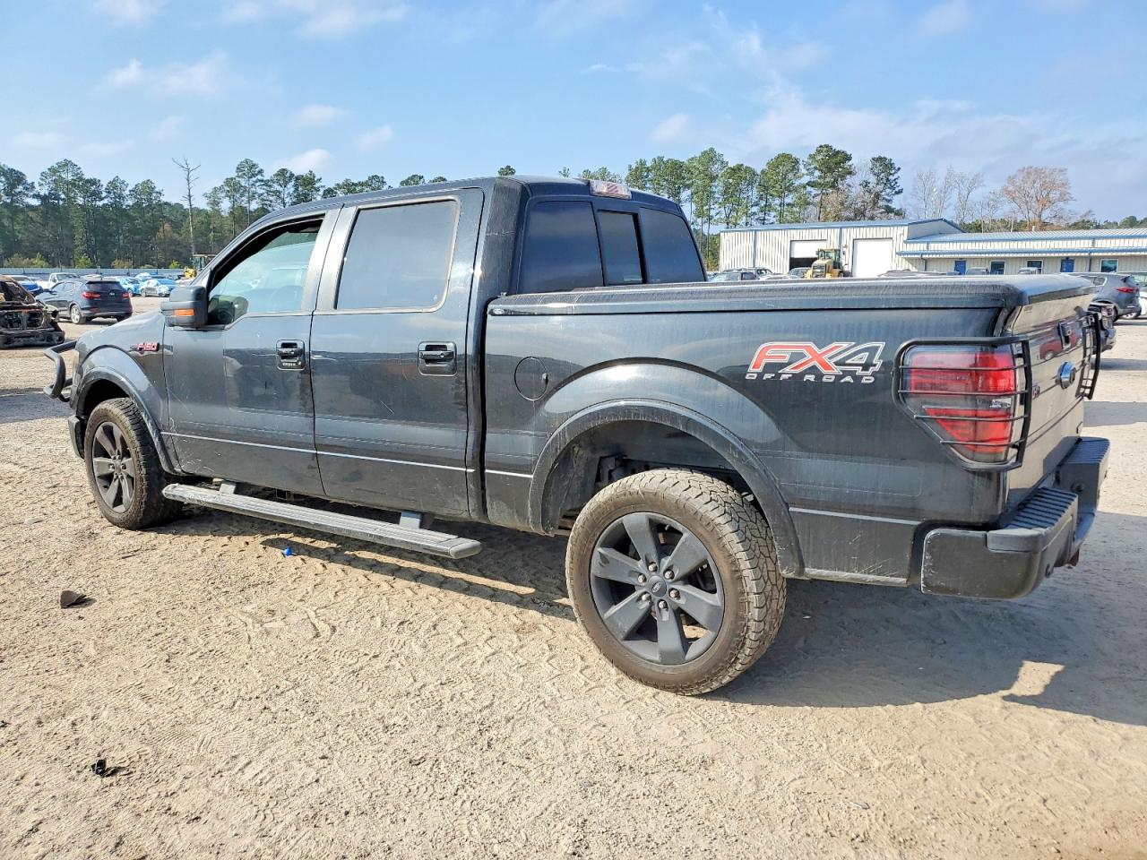 2013 FORD F150 SUPERCREW photo 2