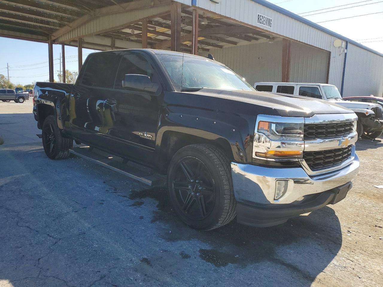 2018 CHEVROLET SILVERADO C1500 LT photo 4