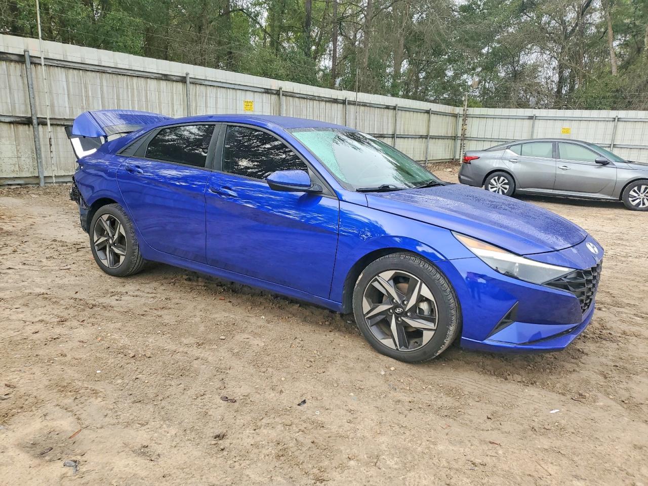 2023 HYUNDAI ELANTRA SEL photo 4
