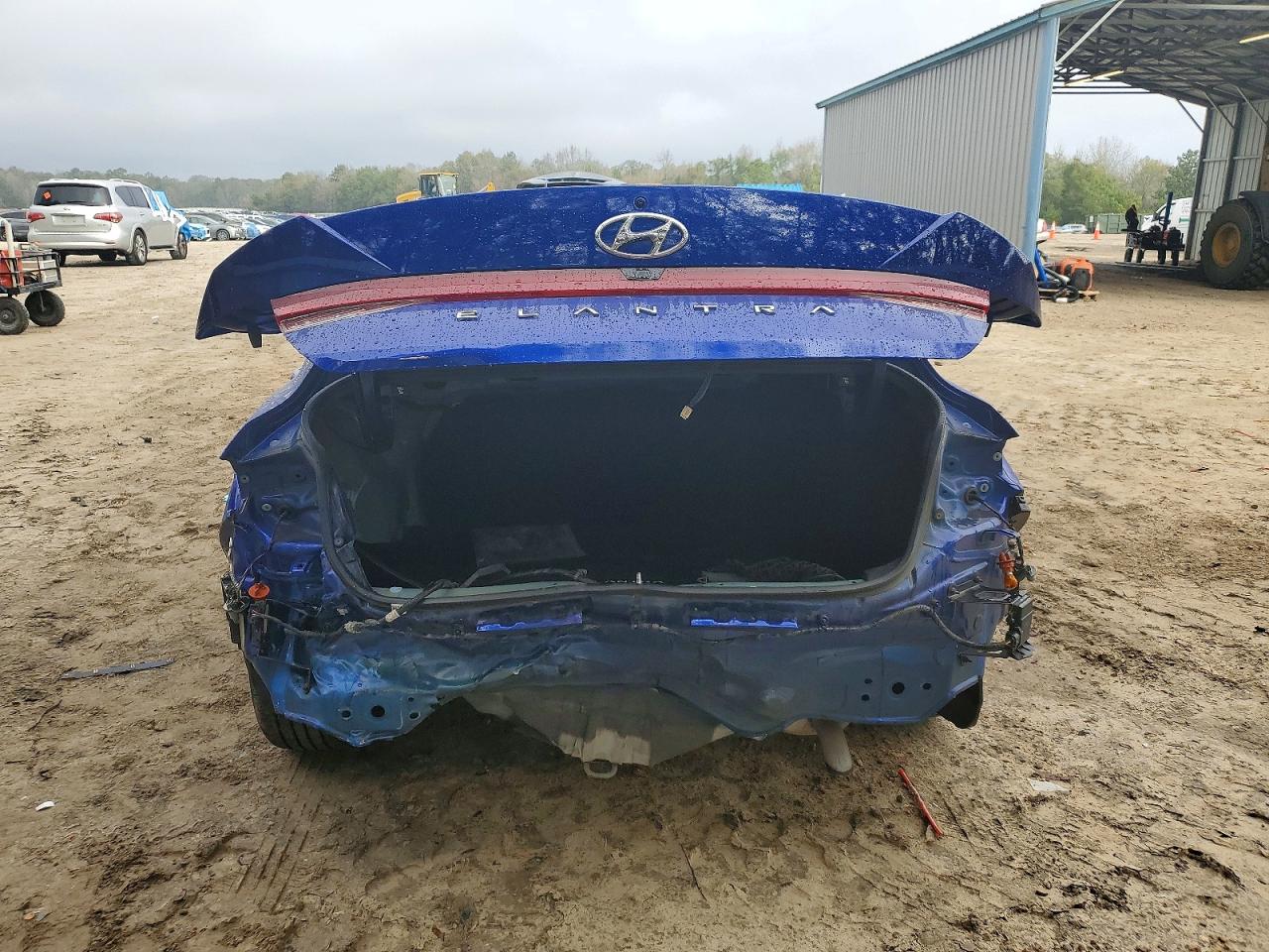 2023 HYUNDAI ELANTRA SEL photo 6